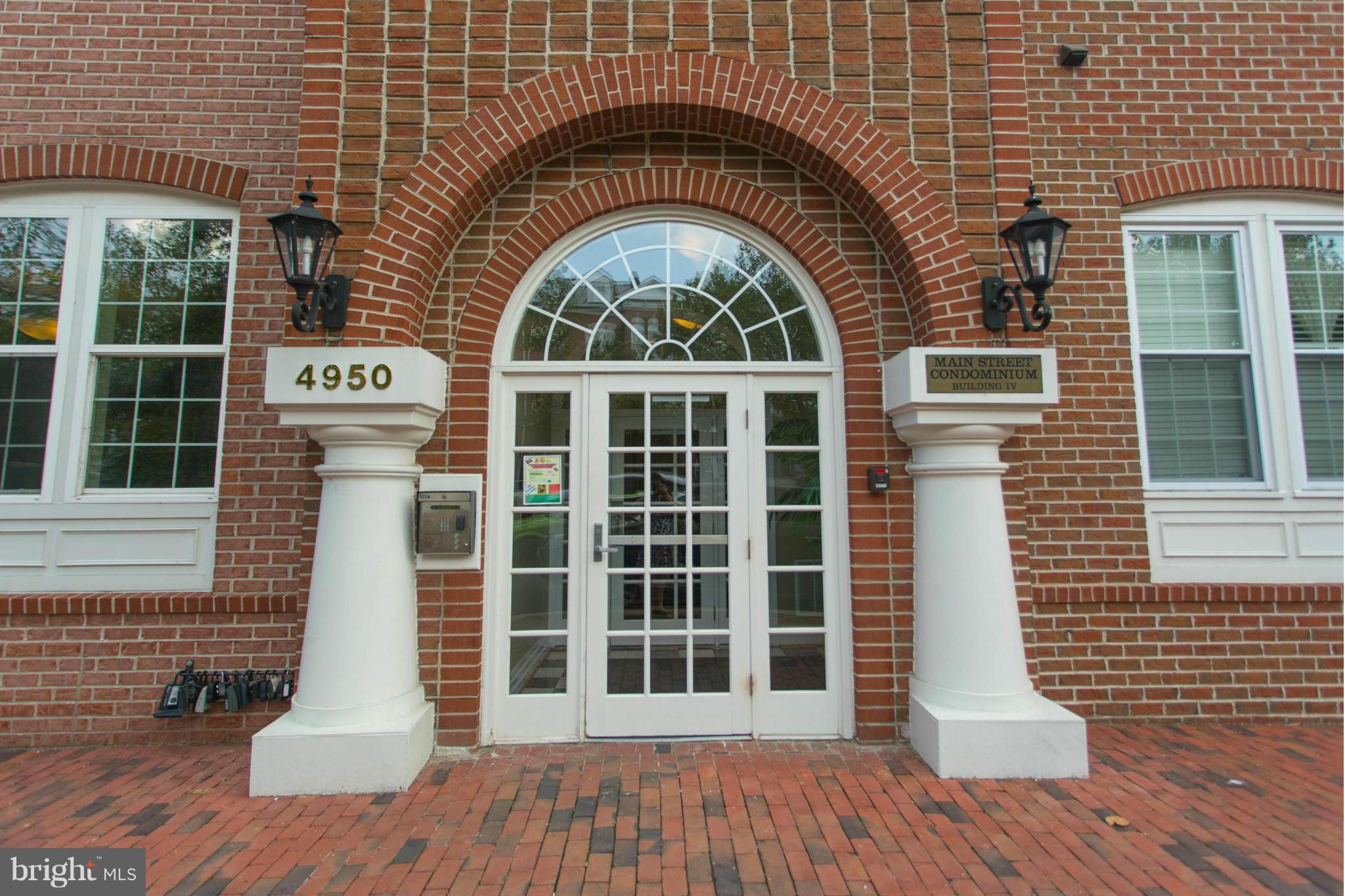 CAMERON STATION - Residential