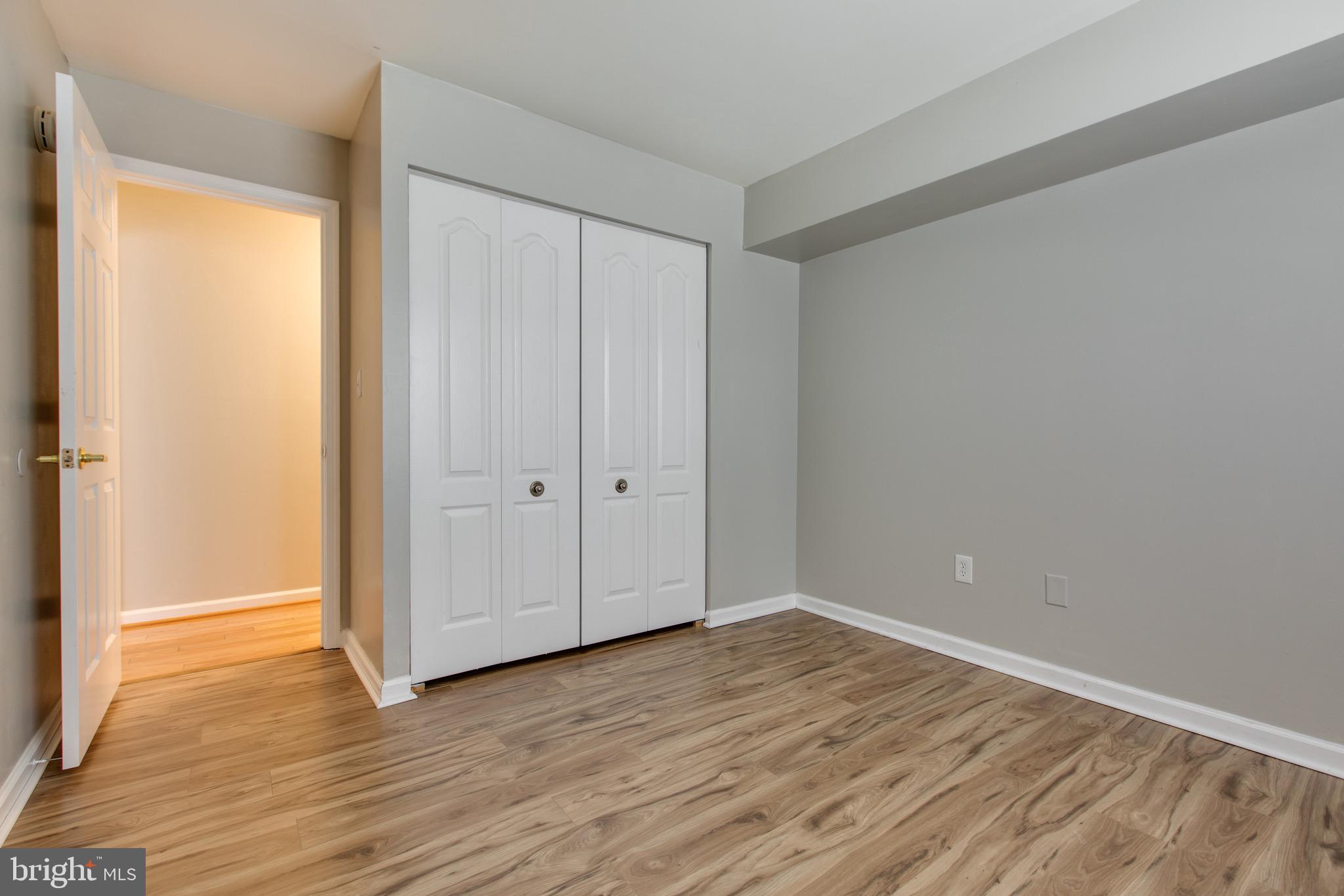 MONTGOMERY RUN - Residential Lease