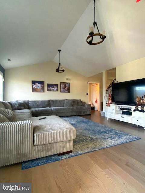 HAMMONDS MILL - Residential