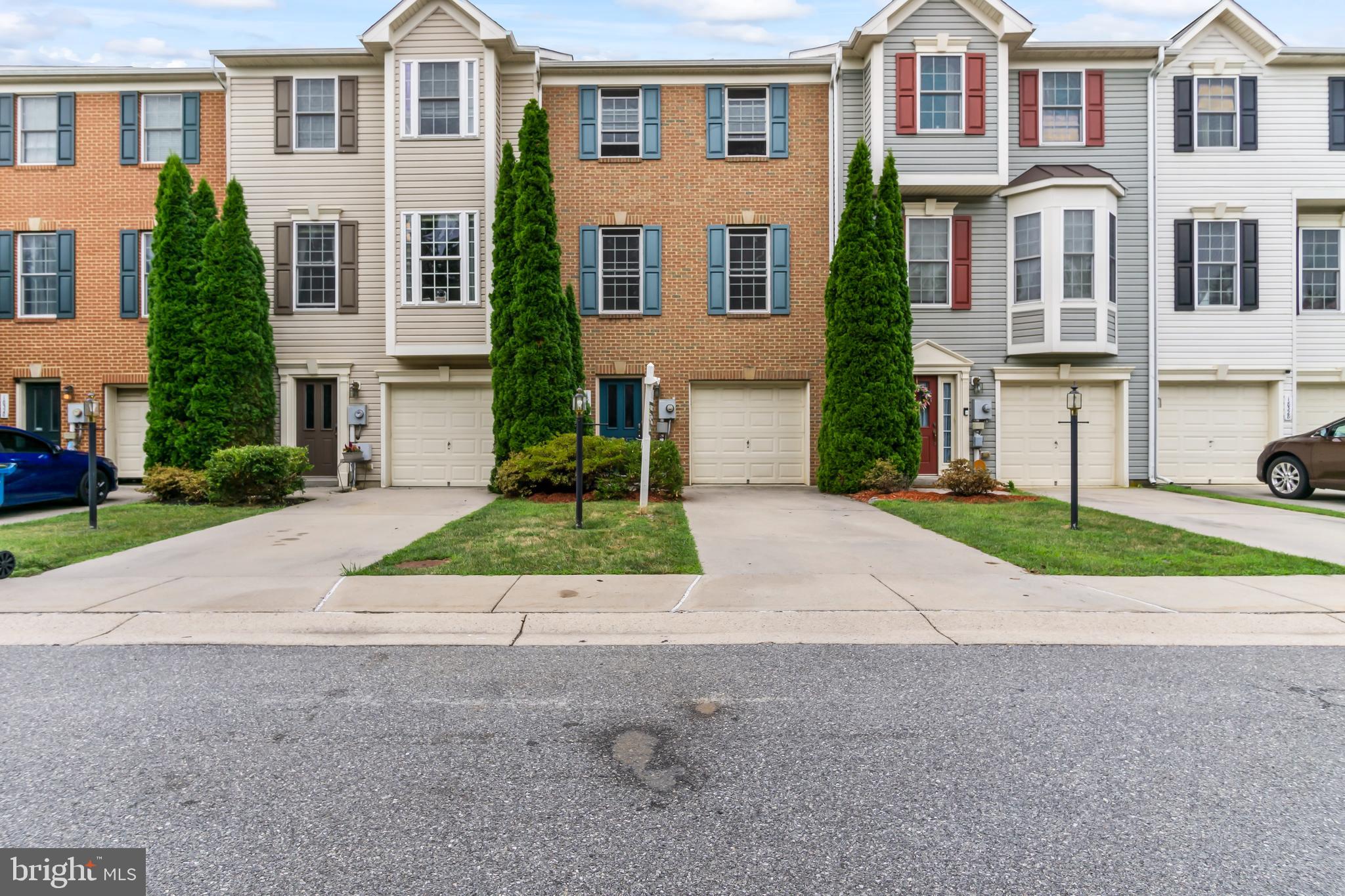 HAGERSTOWN - Residential