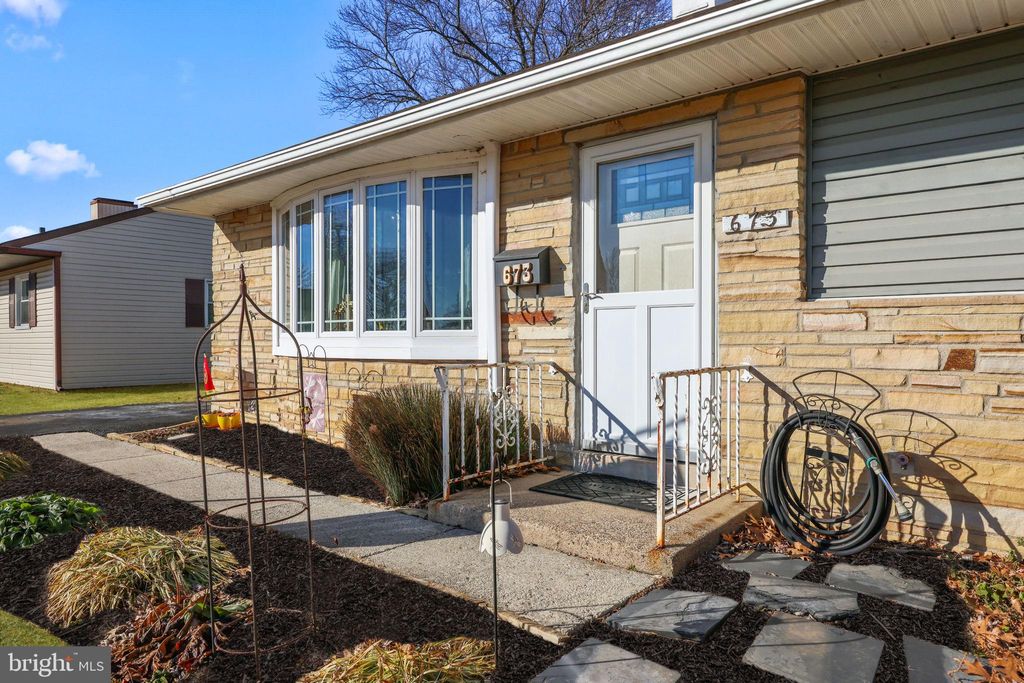 Photo of 673 Trenton Road, FAIRLESS HILLS, PA 19030 (MLS # PABU2111406)