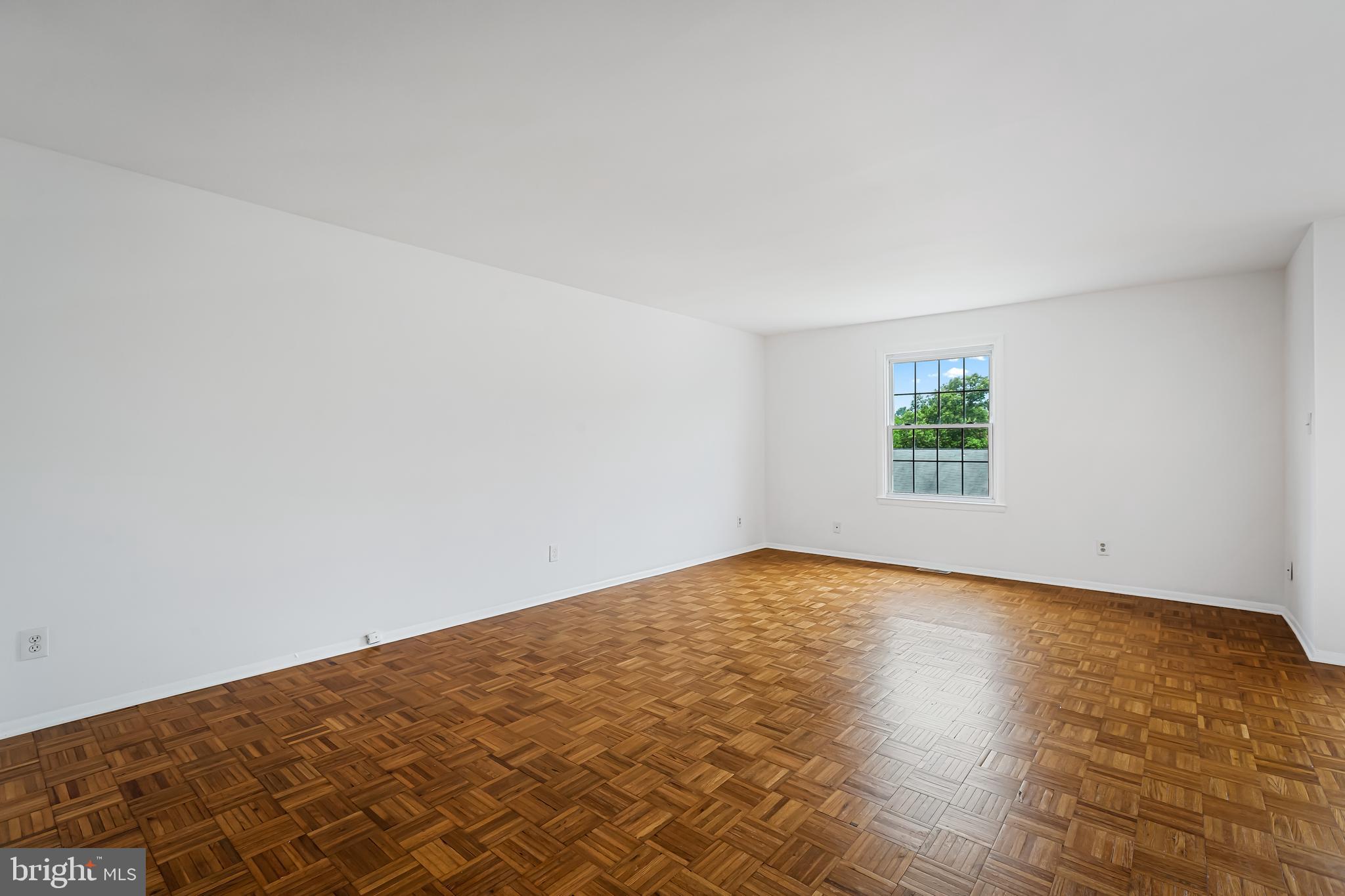 VILLAGES OF HOMELAND - Residential