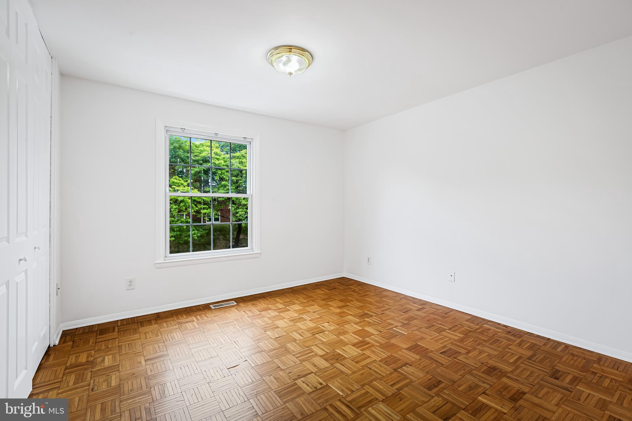 VILLAGES OF HOMELAND - Residential