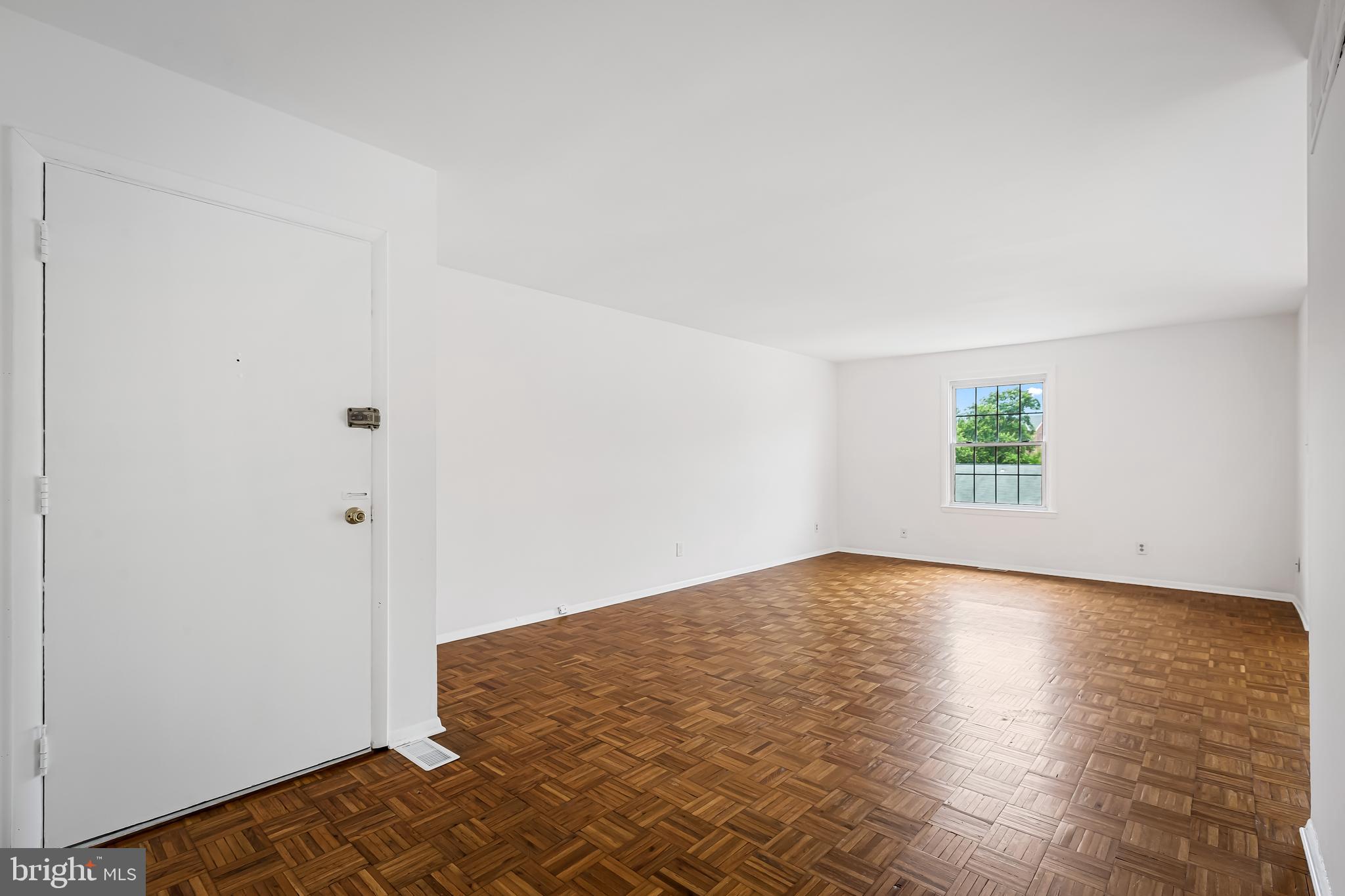 VILLAGES OF HOMELAND - Residential