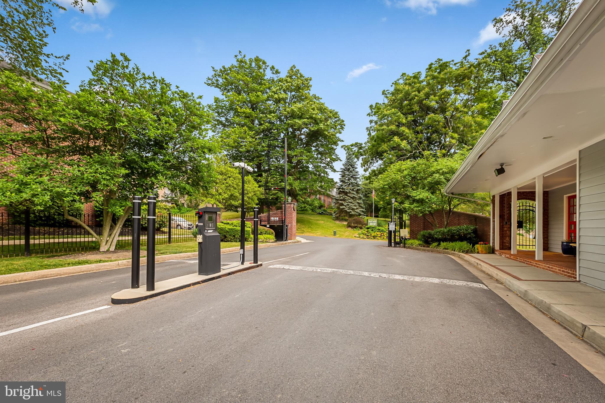 VILLAGES OF HOMELAND - Residential