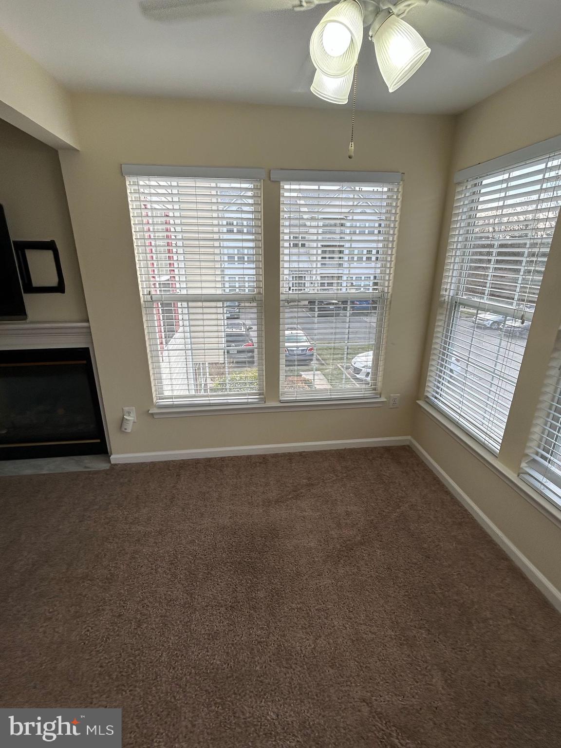 SOUTH MEADOWS - Residential Lease