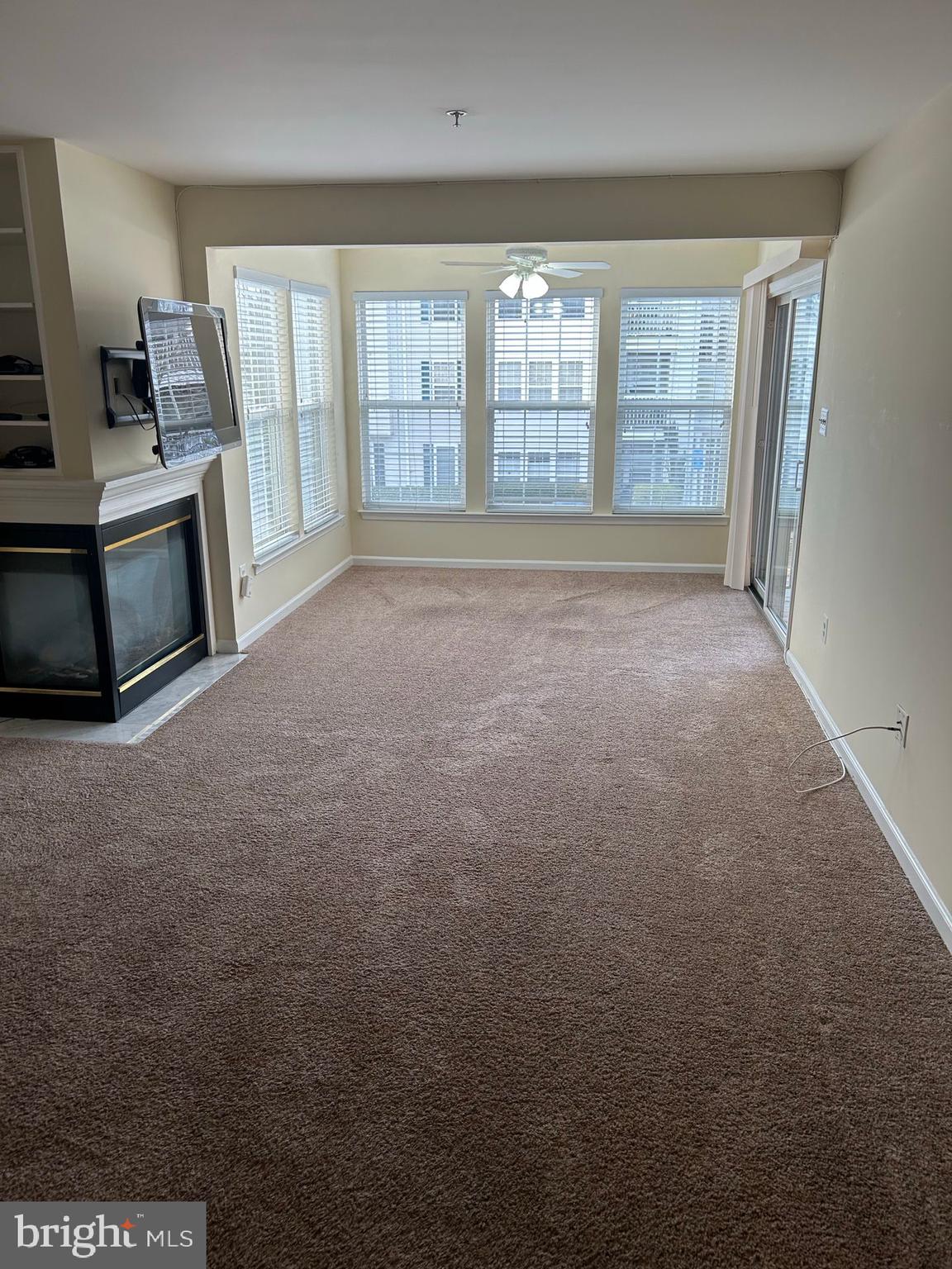 SOUTH MEADOWS - Residential Lease