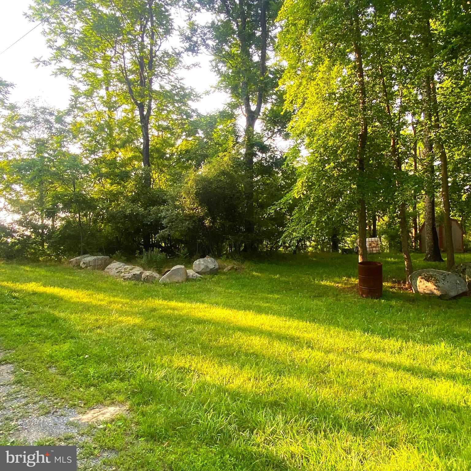 PARKS HOLLOW - Residential