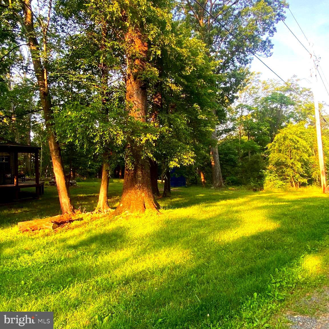 PARKS HOLLOW - Residential