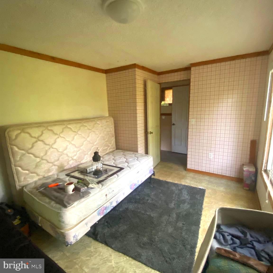 PARKS HOLLOW - Residential