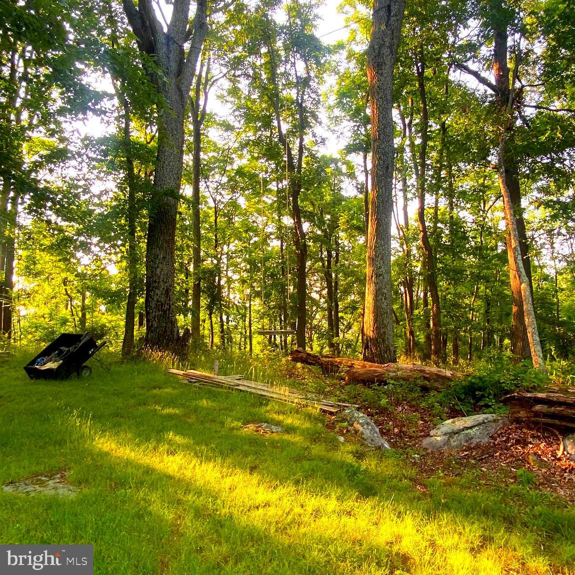 PARKS HOLLOW - Residential