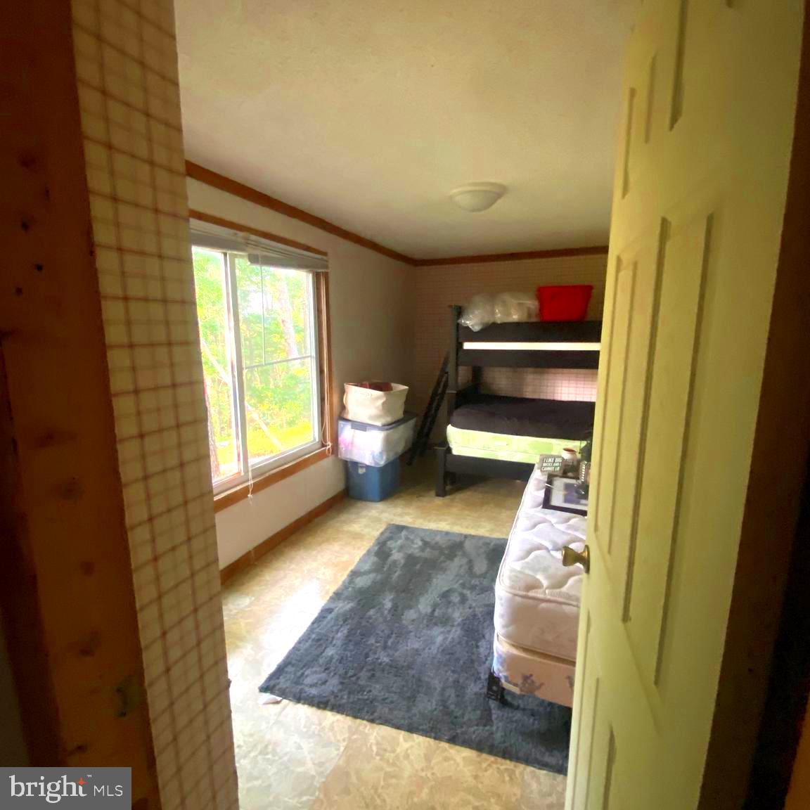 PARKS HOLLOW - Residential