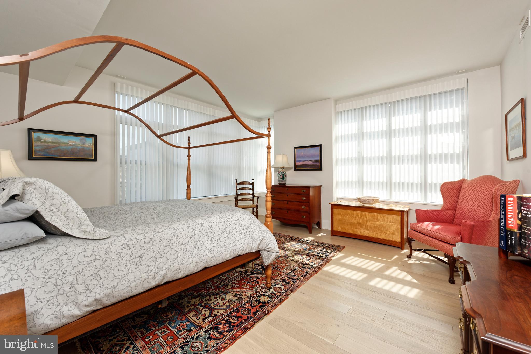 ROBINSON LANDING - Residential