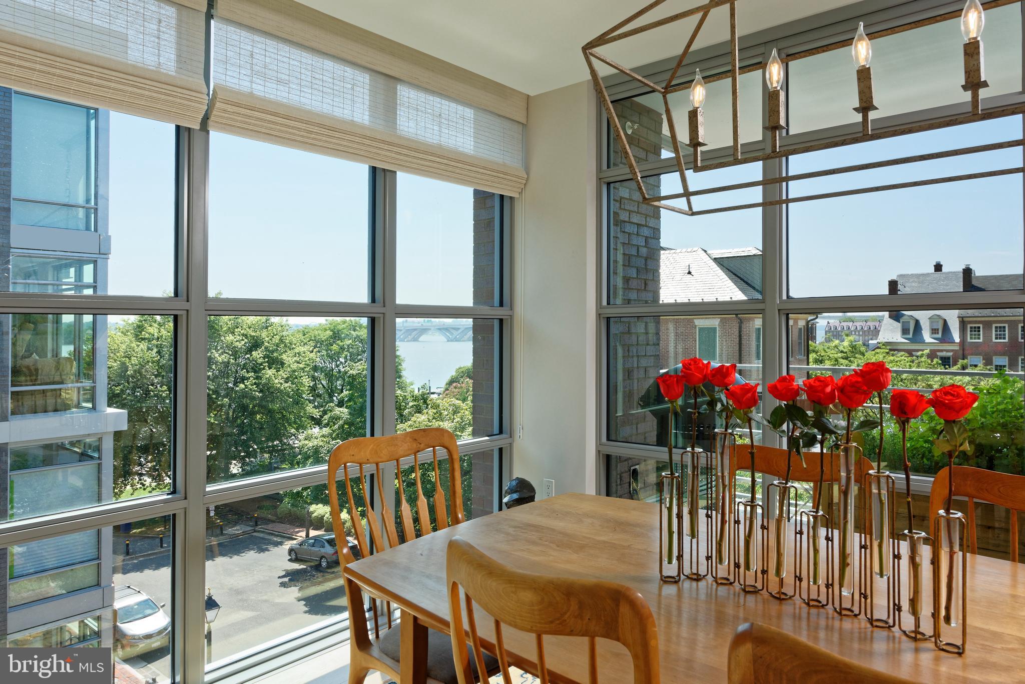 ROBINSON LANDING - Residential