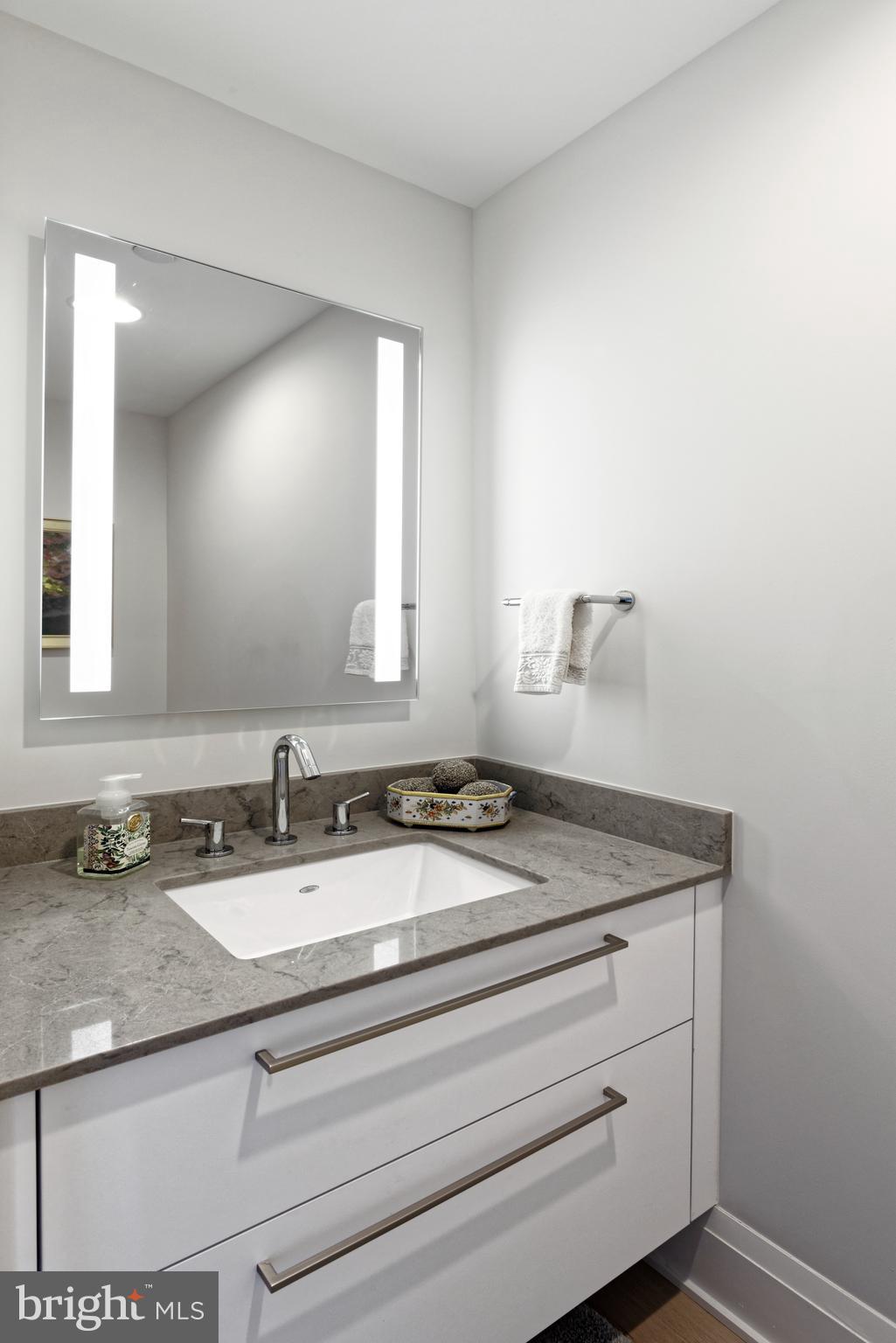 ROBINSON LANDING - Residential