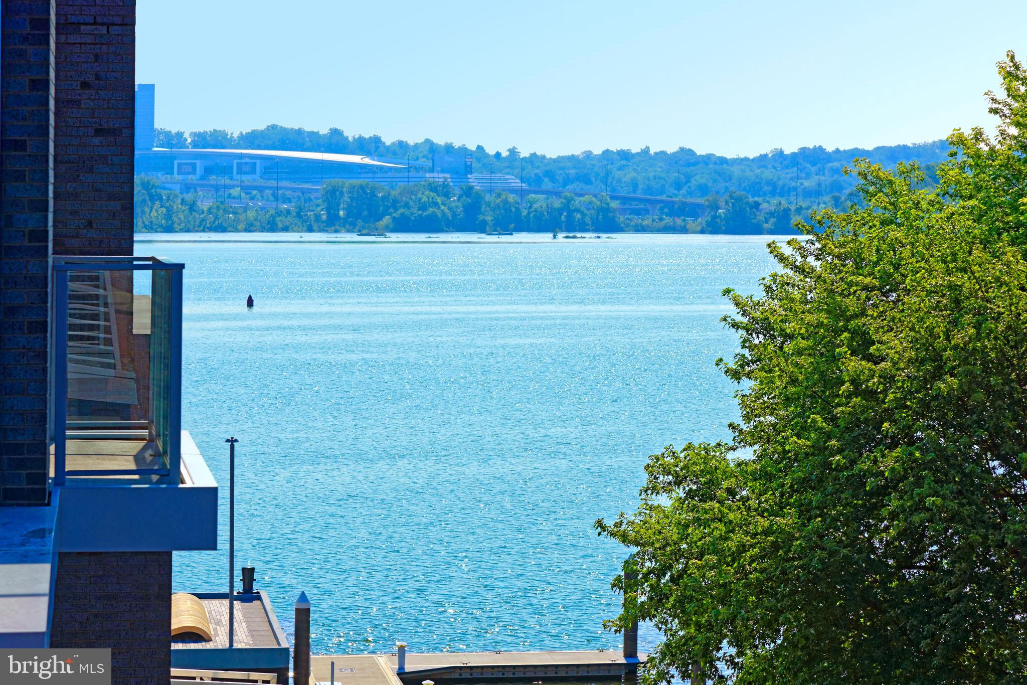 ROBINSON LANDING - Residential