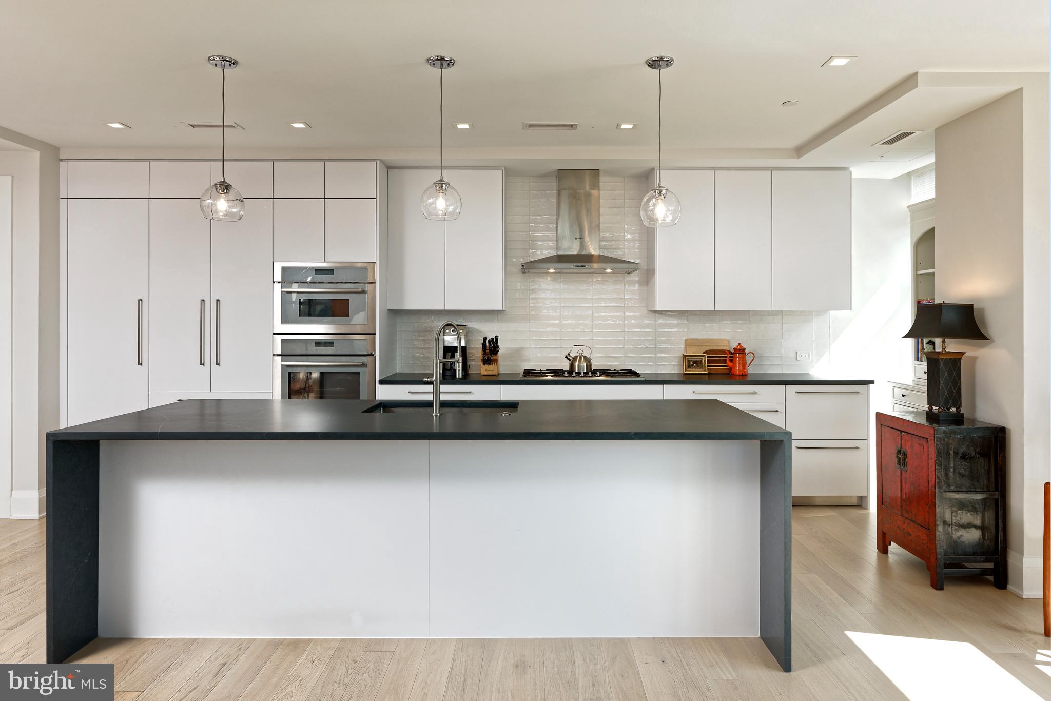 ROBINSON LANDING - Residential