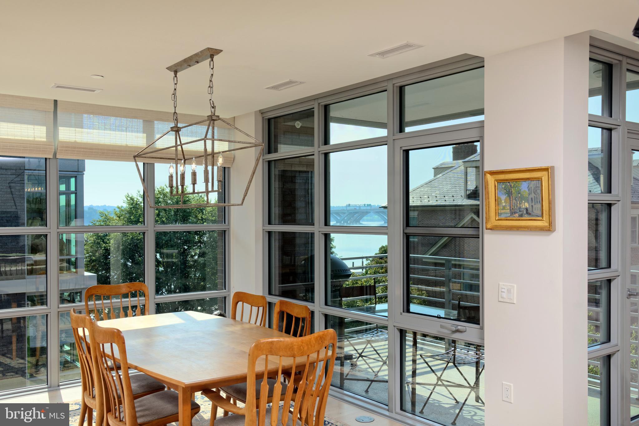 ROBINSON LANDING - Residential