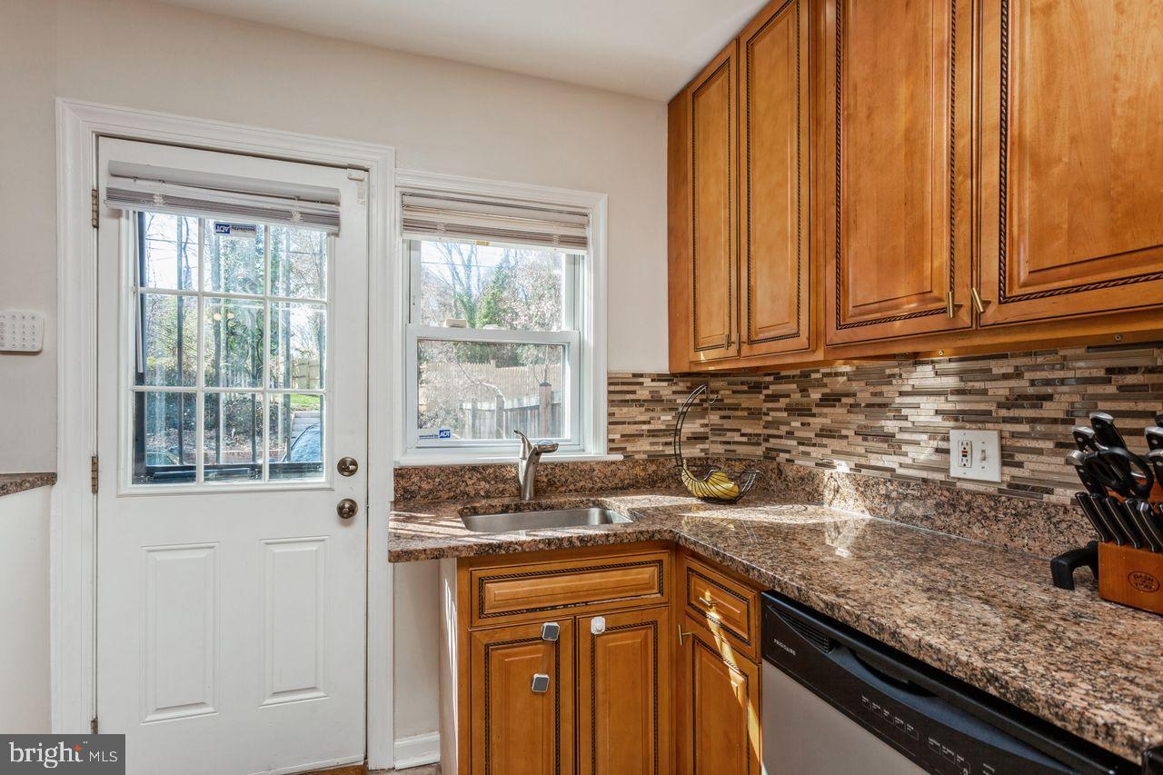 EDNOR GARDENS HISTORIC DISTRICT - Residential Lease