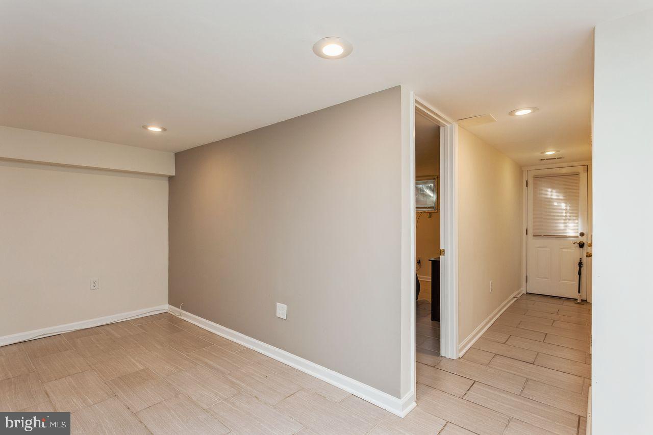 EDNOR GARDENS HISTORIC DISTRICT - Residential Lease