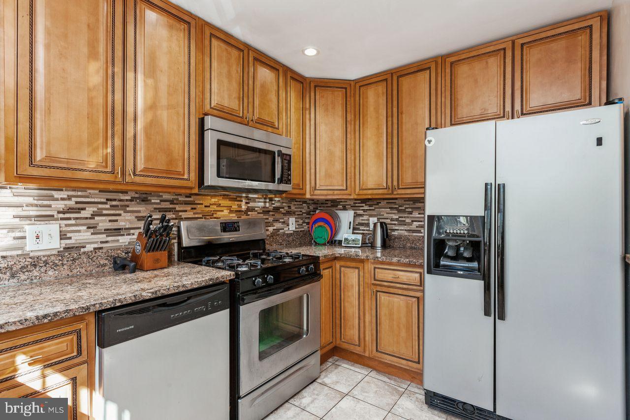 EDNOR GARDENS HISTORIC DISTRICT - Residential Lease