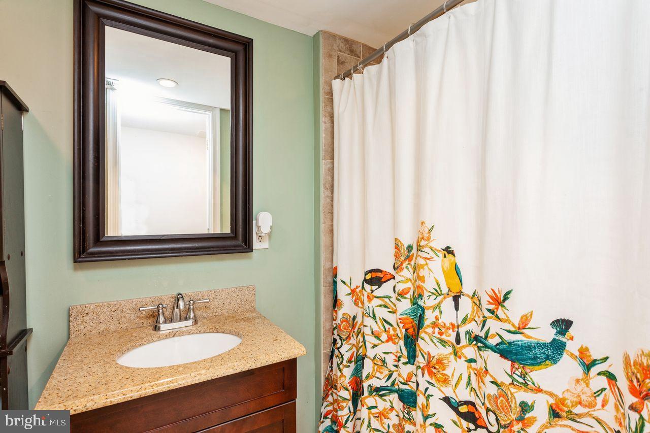 EDNOR GARDENS HISTORIC DISTRICT - Residential Lease