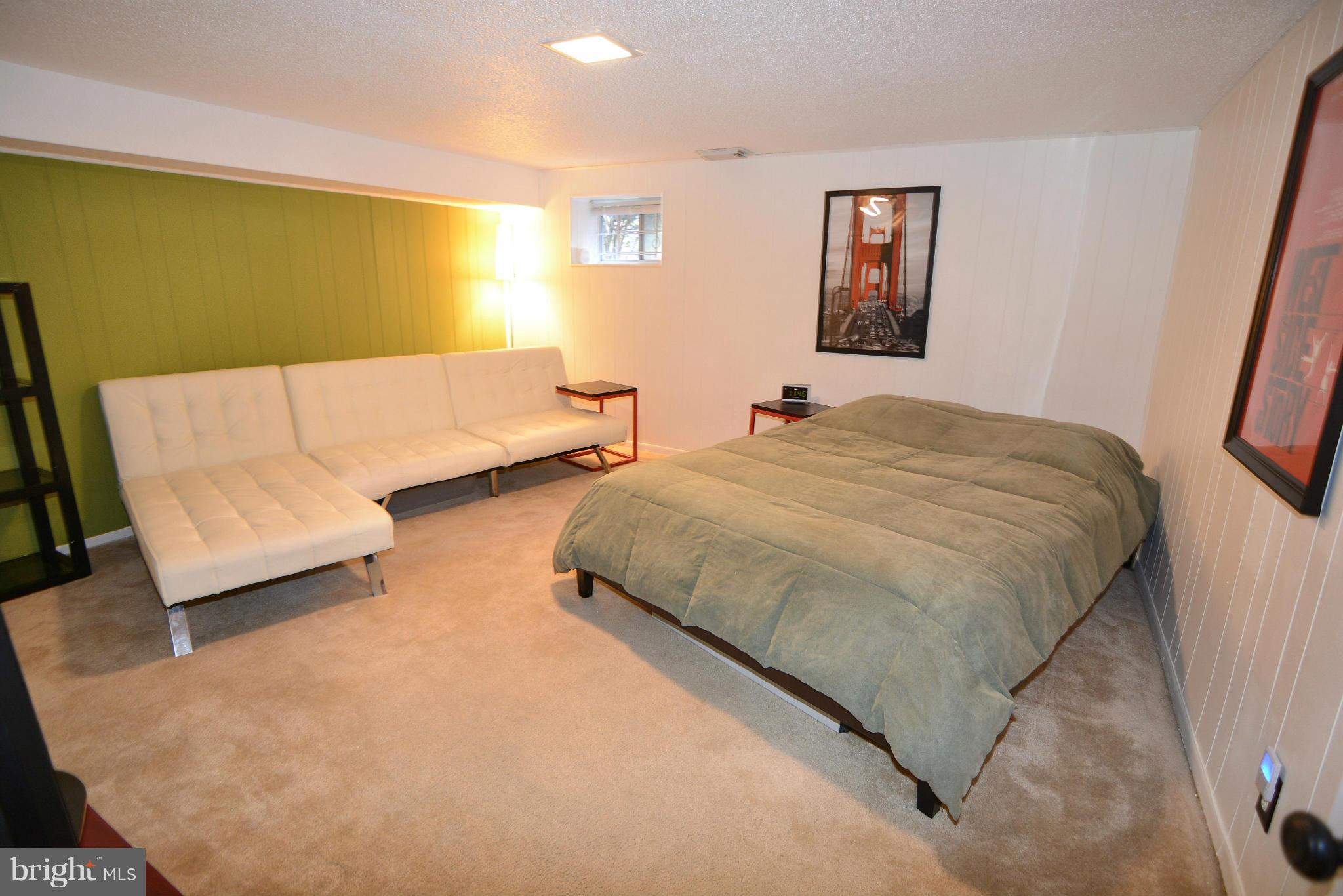 FAIRLINGTON VILLAGES - Residential