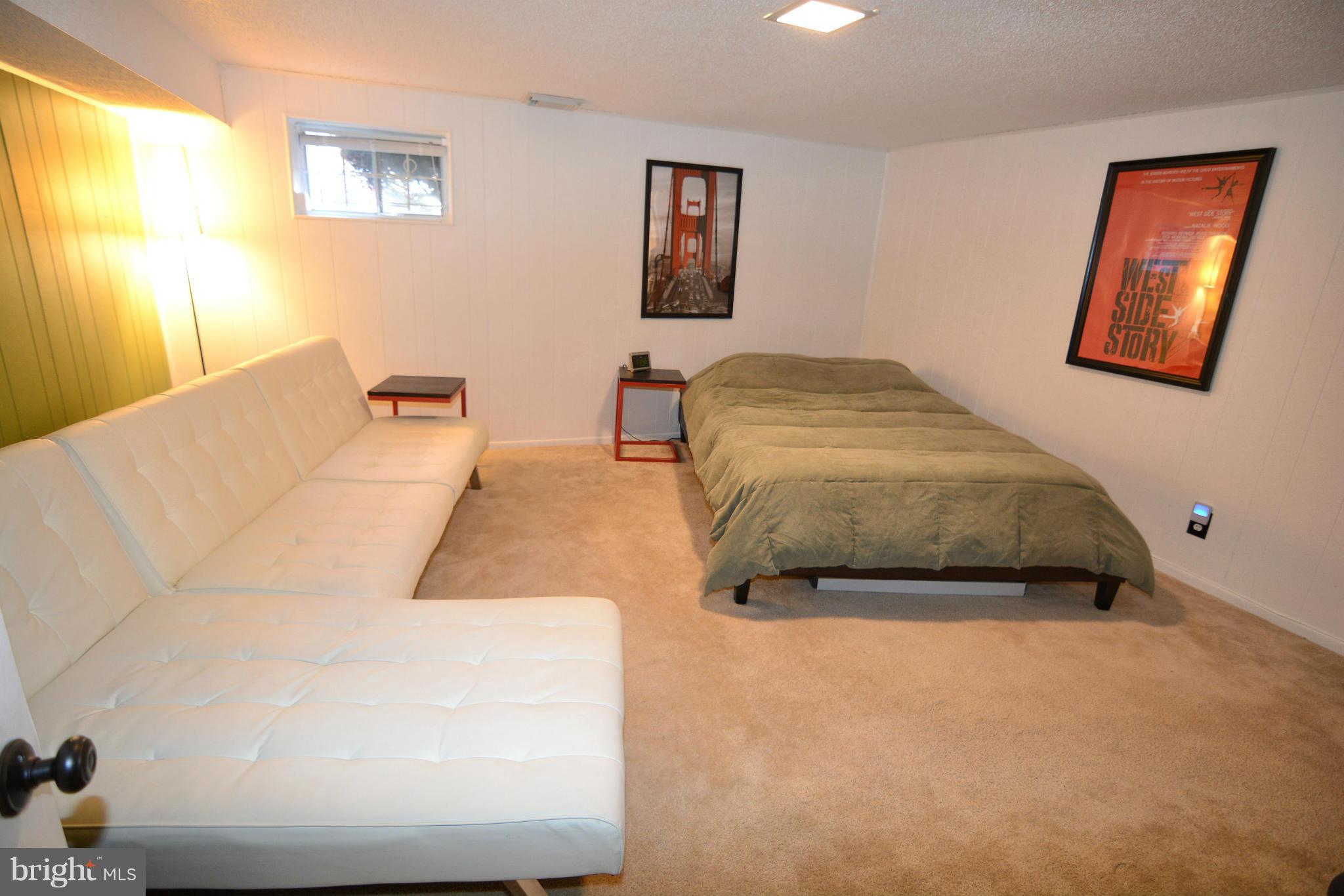 FAIRLINGTON VILLAGES - Residential