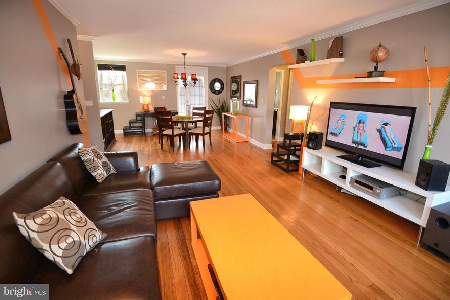 Gorgeous Rare Gourmet Eat In Kitchen w/1712 SQ FT Of Living Space! Large Finished Lower Level w/ Huge Den Used As 2nd Master BedRoom. STUNNING RENOVATIONS Kitchen,Stainless Steel Appl,Granite Counters & Amazing Modern Ceiling. Both Baths Completely Redone. New Windows & High-Efficiency HVAC. Enormous Patio Opening To All Green Space. Walk To Shirlington Village, Bradlee & Fairlington Cntr Shopping