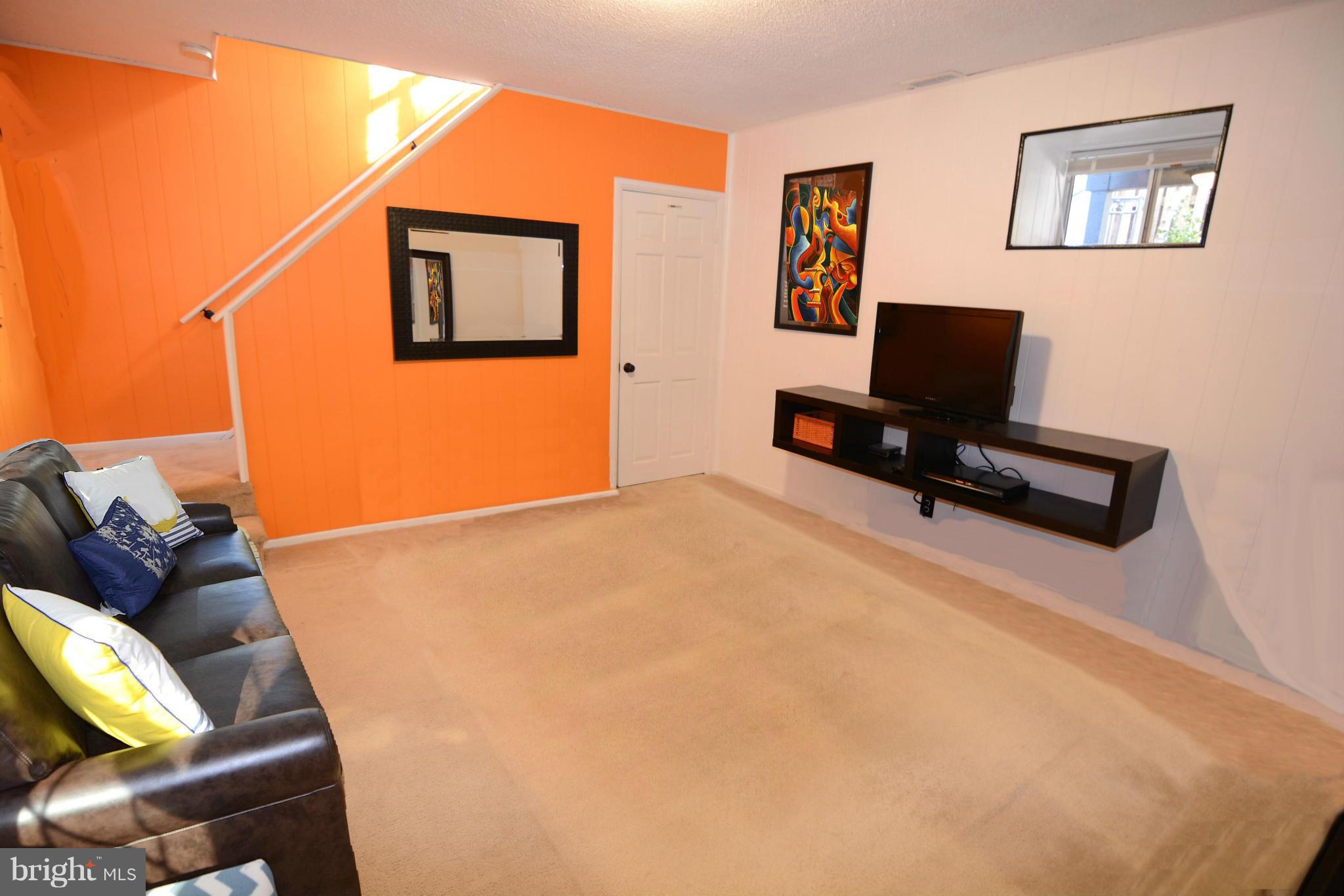 FAIRLINGTON VILLAGES - Residential