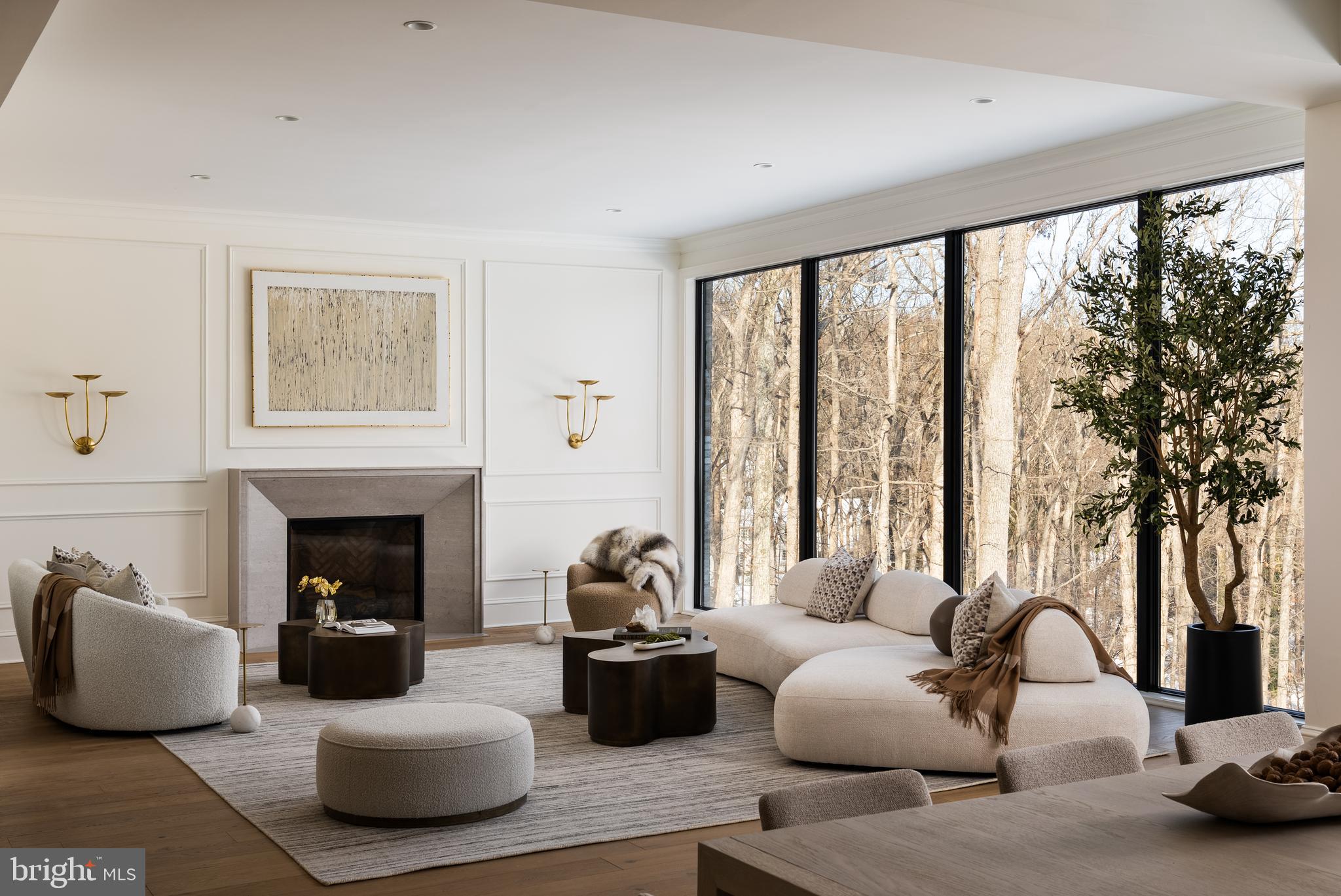 WOODSIDE ESTATES - Residential