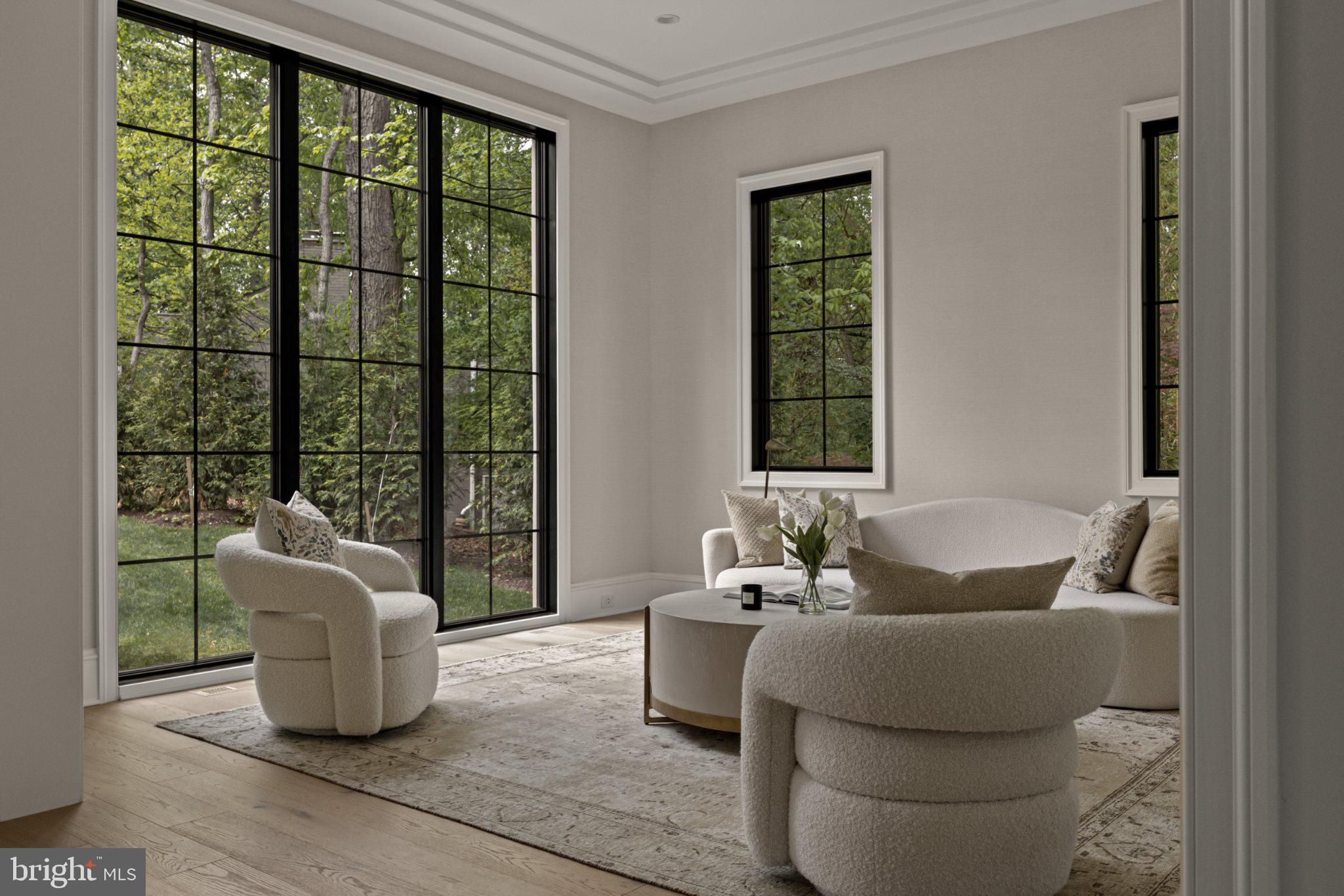 WOODSIDE ESTATES - Residential