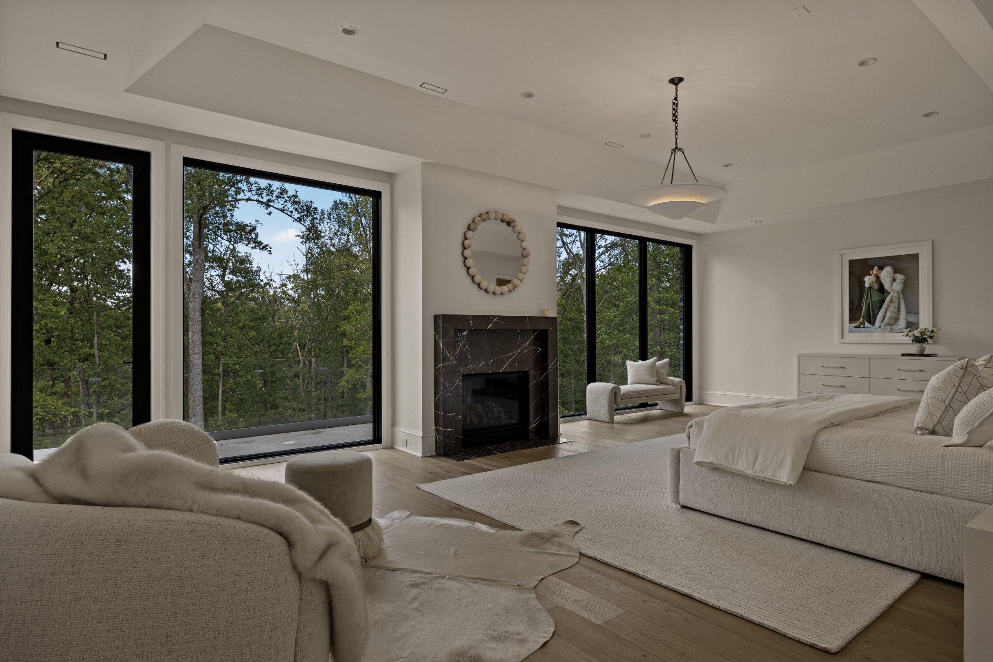 WOODSIDE ESTATES - Residential