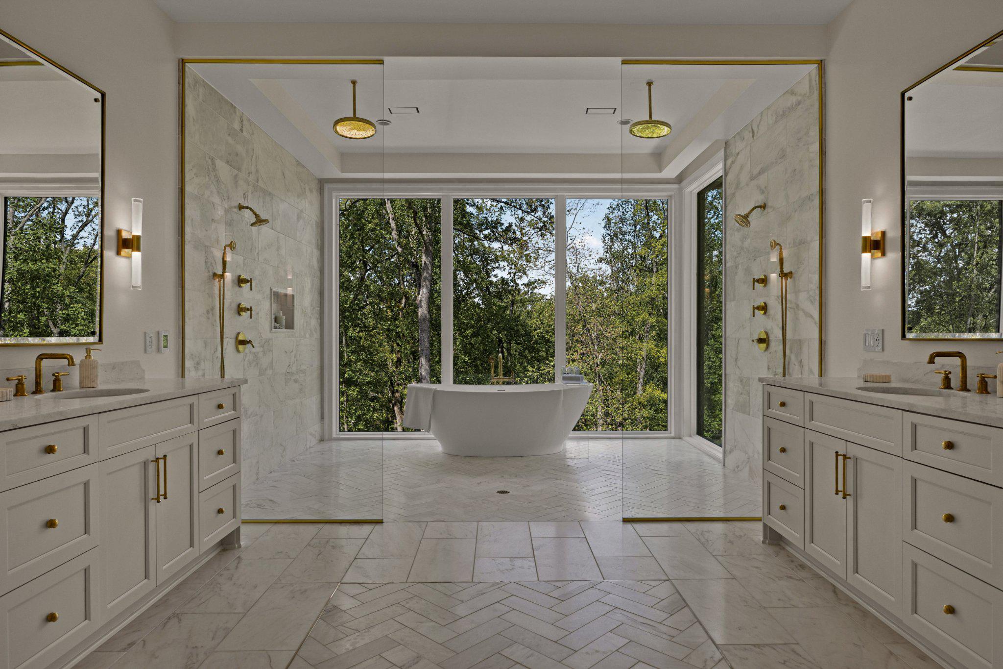 WOODSIDE ESTATES - Residential
