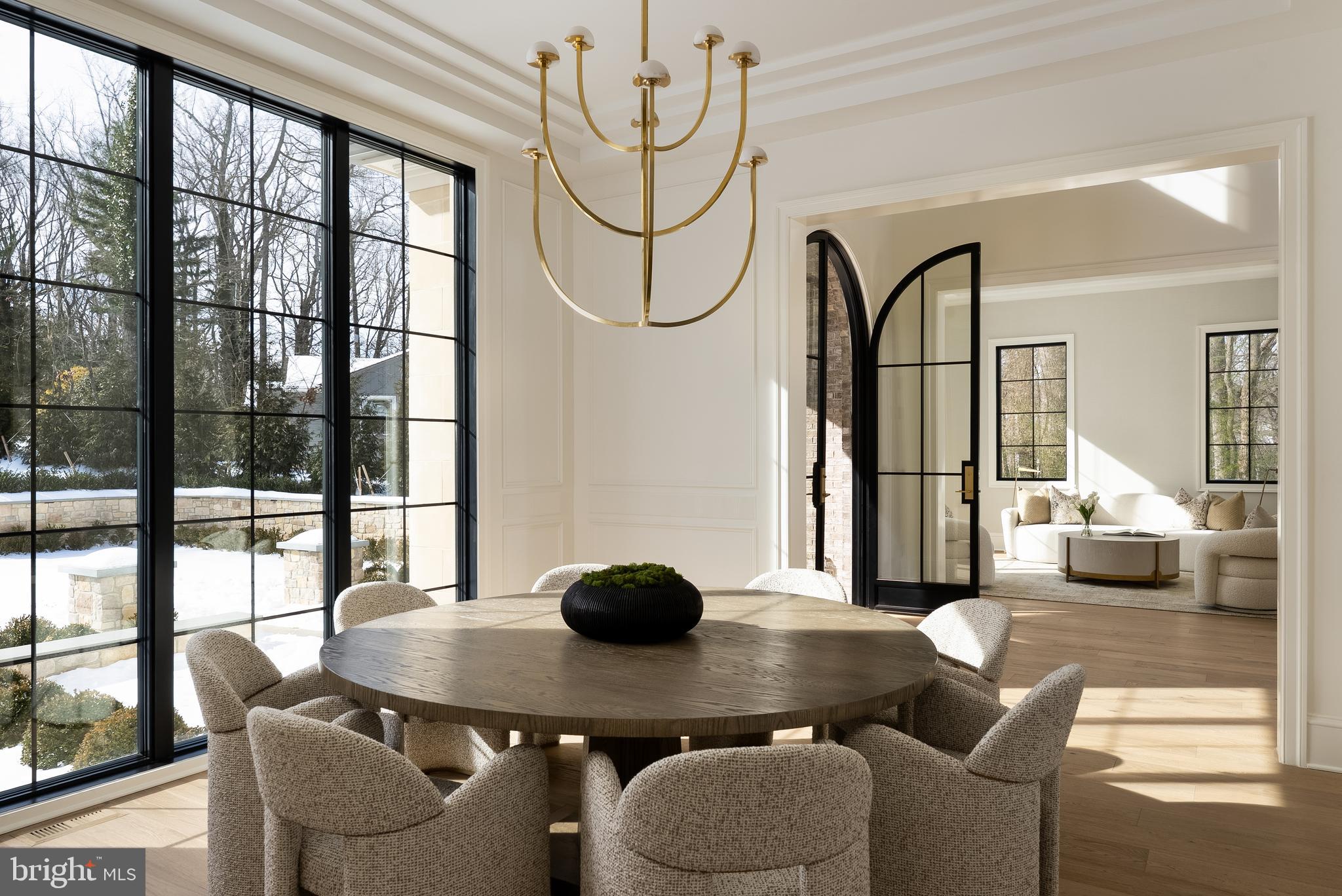 WOODSIDE ESTATES - Residential