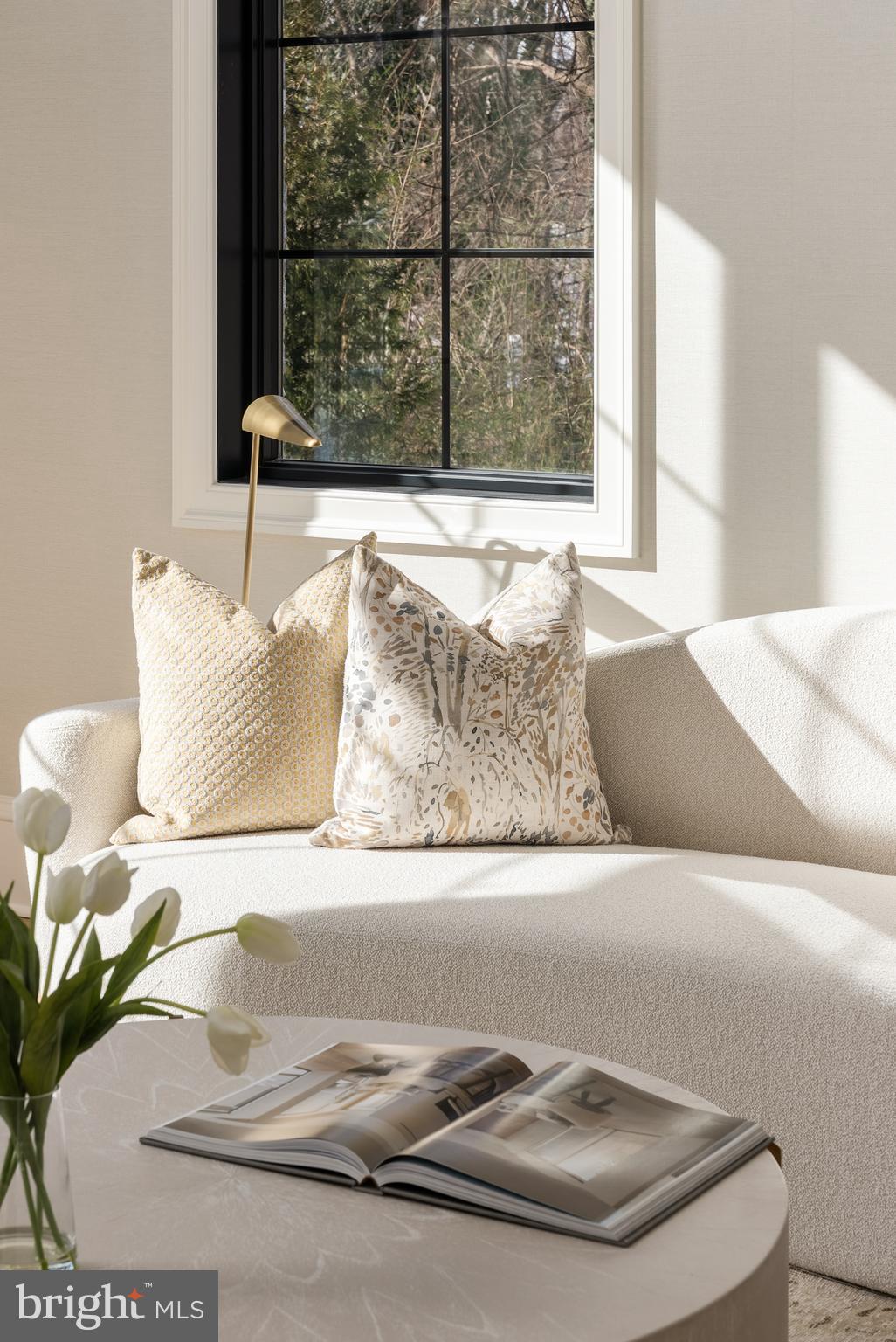 WOODSIDE ESTATES - Residential