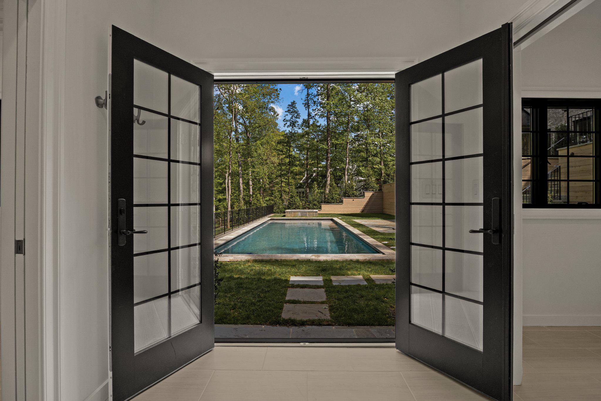 WOODSIDE ESTATES - Residential