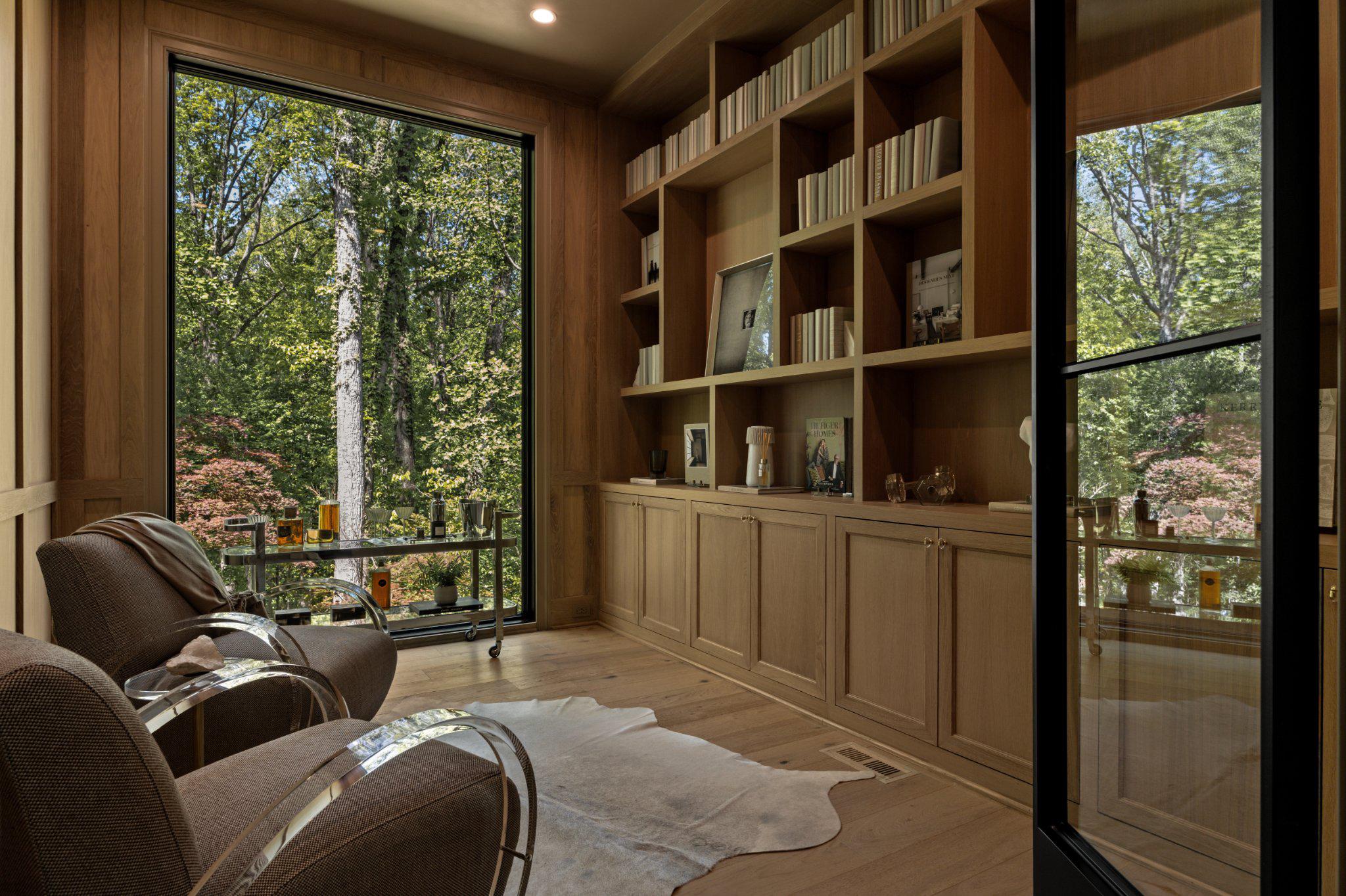 WOODSIDE ESTATES - Residential