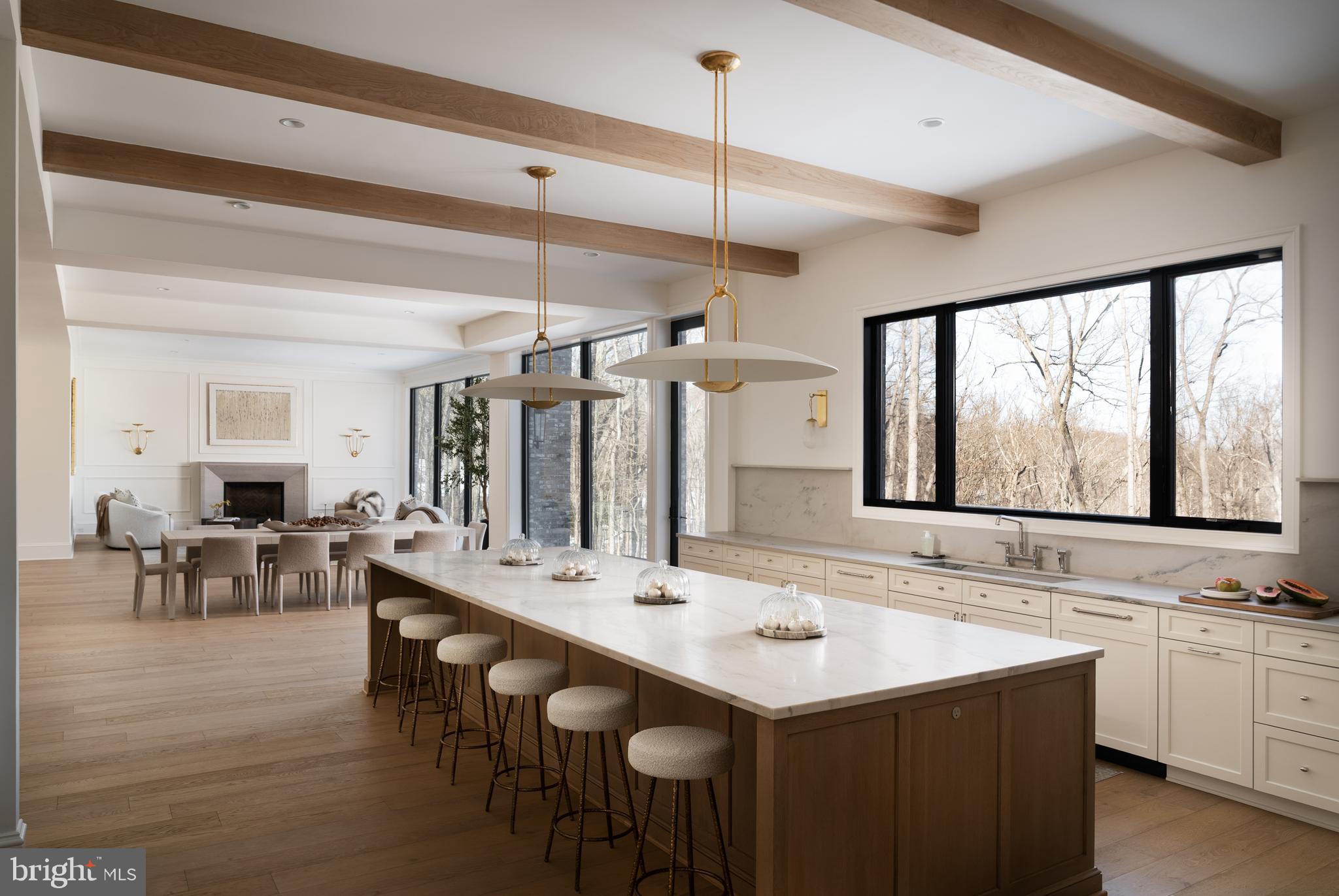 WOODSIDE ESTATES - Residential