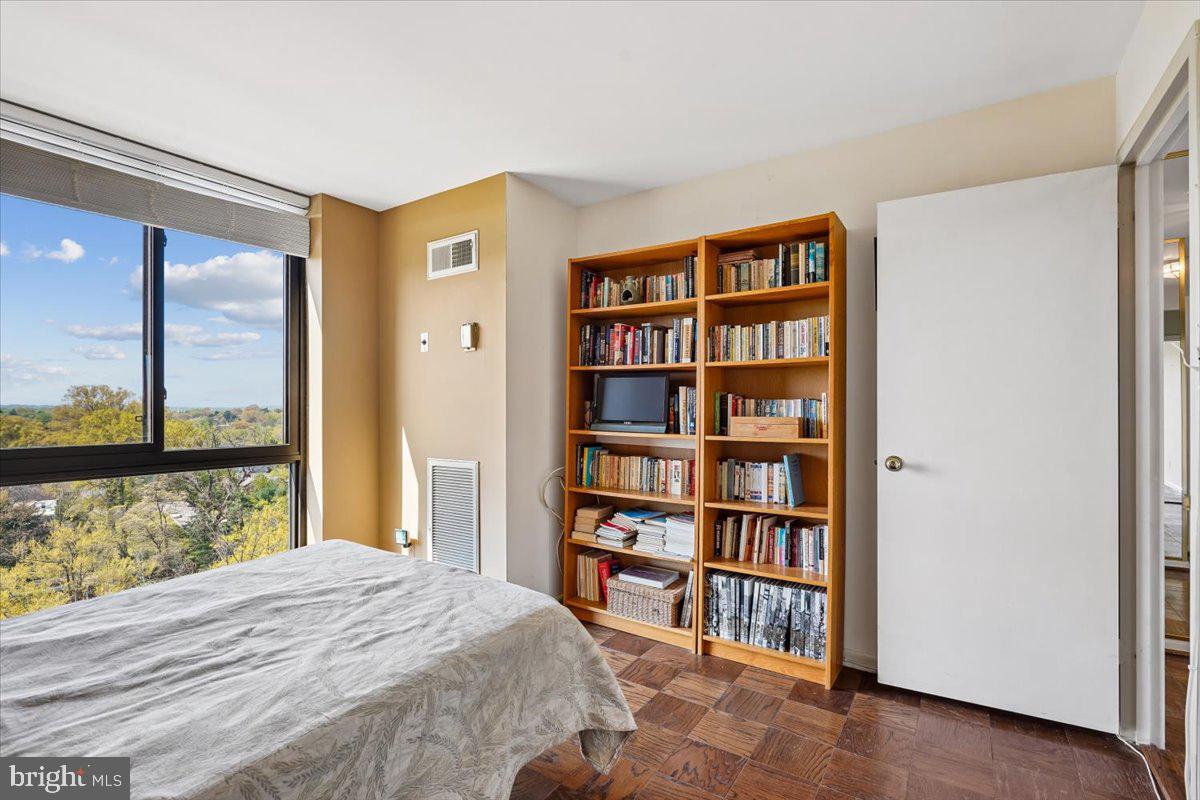 4620 NORTH PARK AVE - Residential