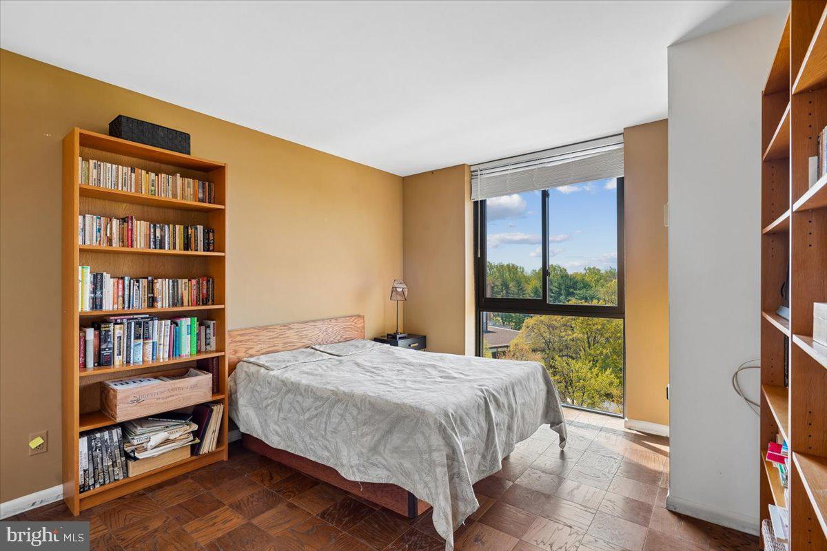 4620 NORTH PARK AVE - Residential