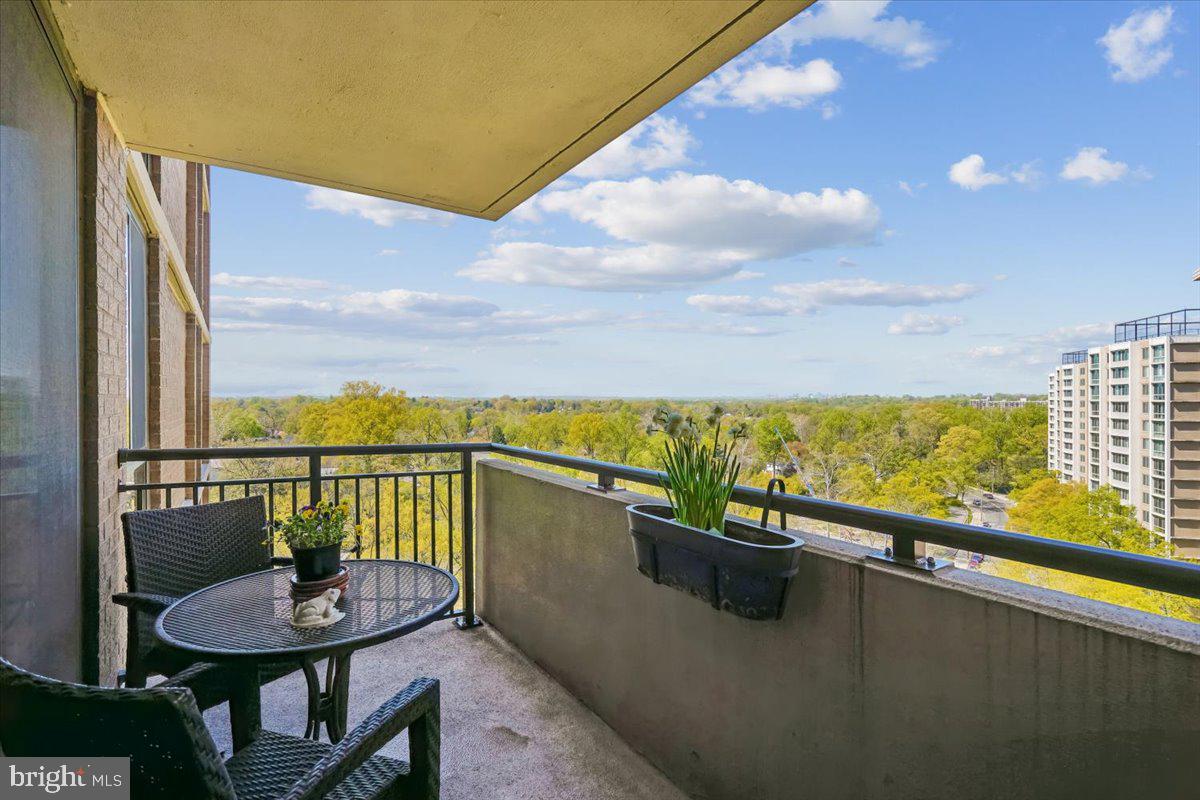 4620 N PARK AVENUE 1205 E