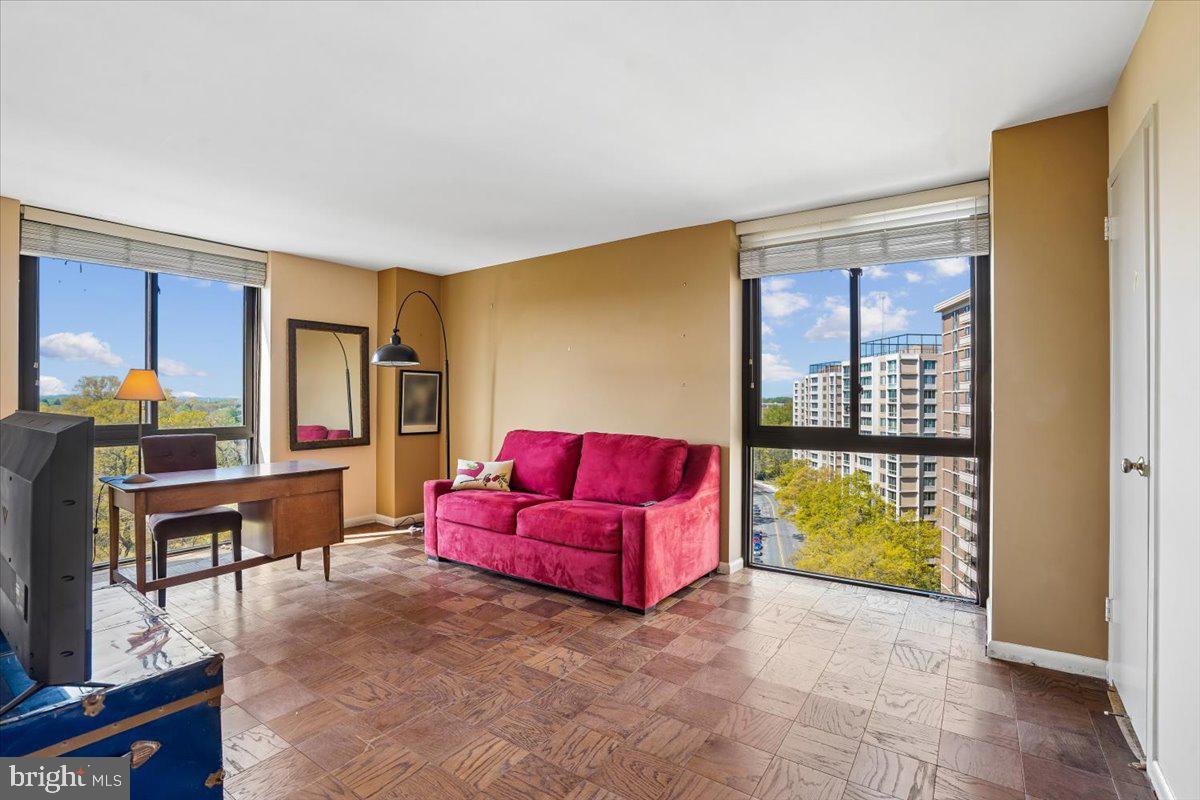 4620 NORTH PARK AVE - Residential