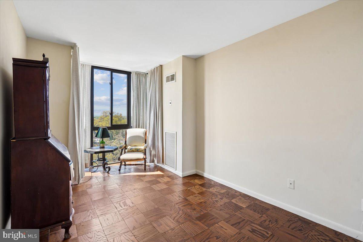 4620 NORTH PARK AVE - Residential