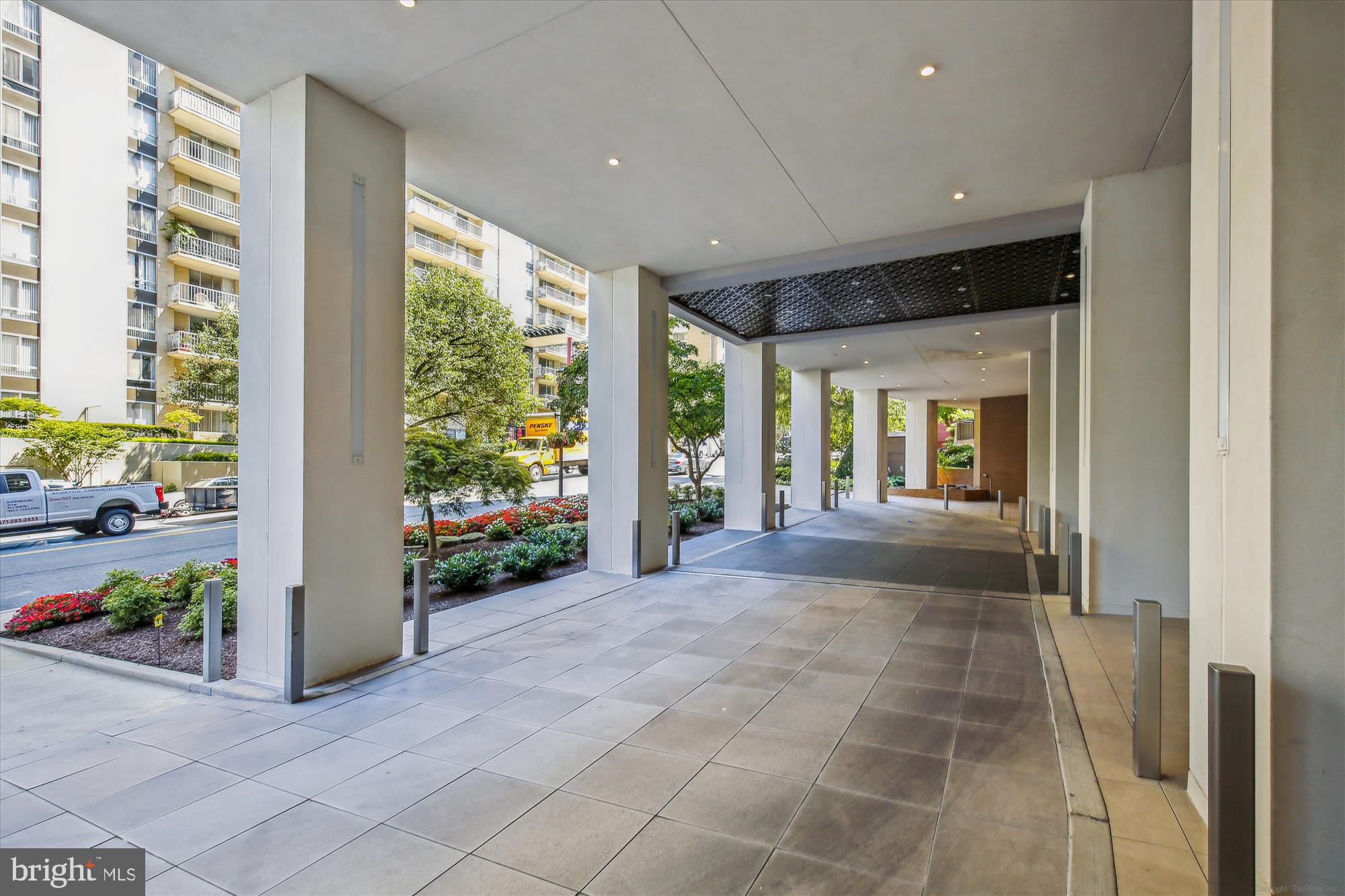 4620 NORTH PARK AVE - Residential