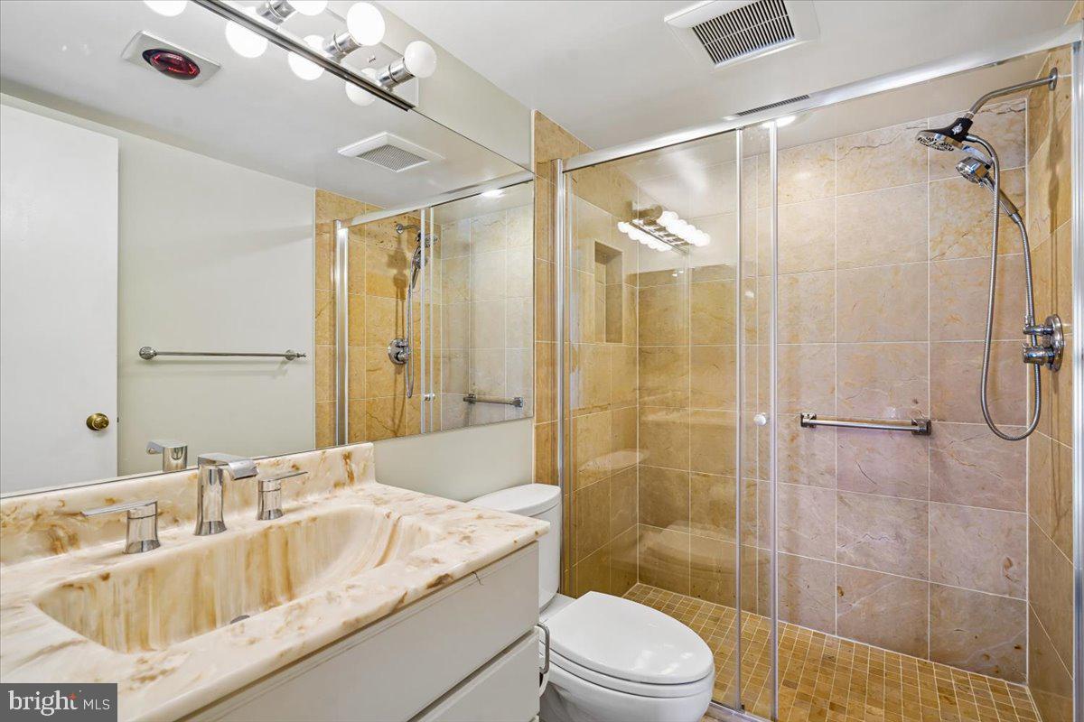 4620 NORTH PARK AVE - Residential