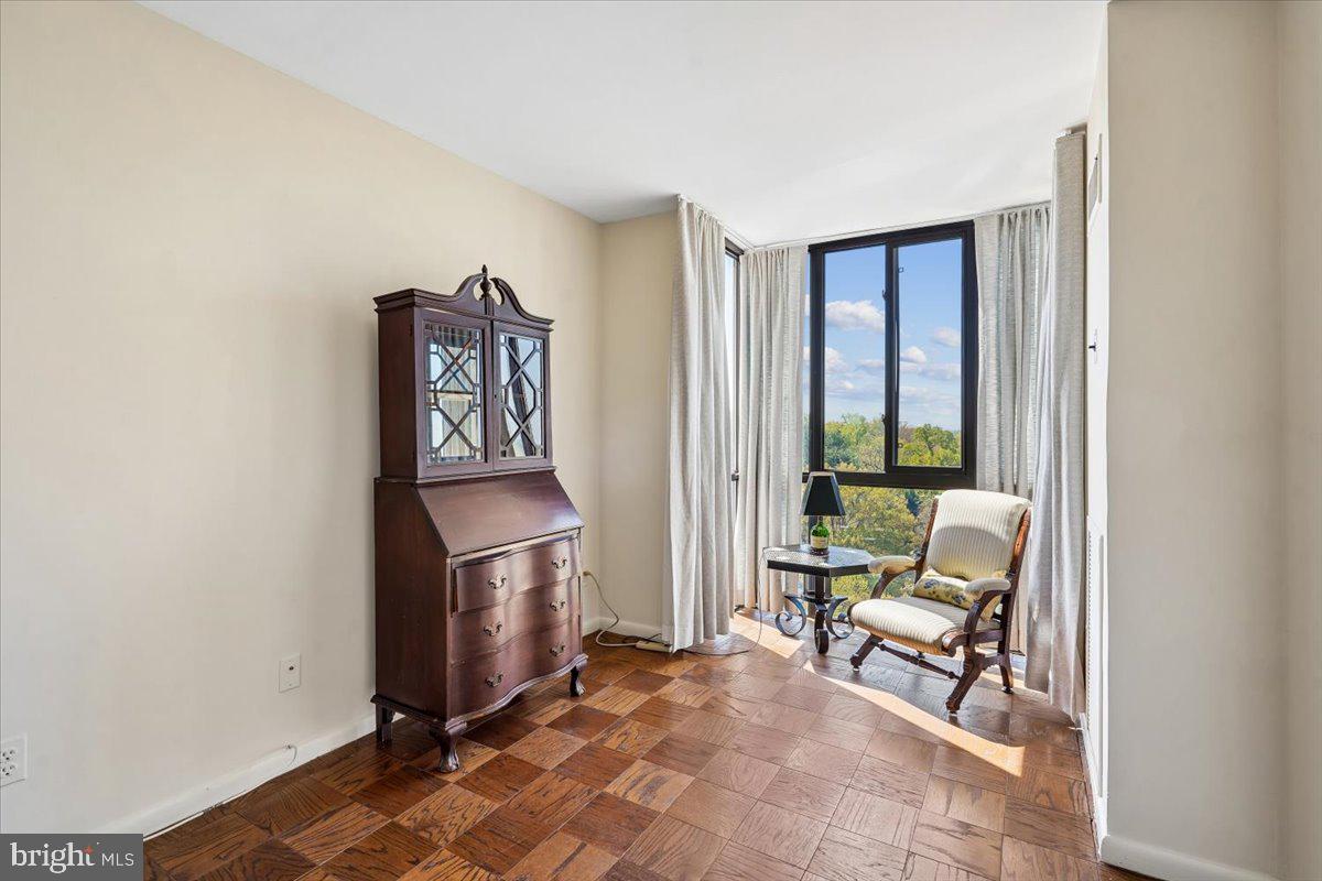 4620 NORTH PARK AVE - Residential