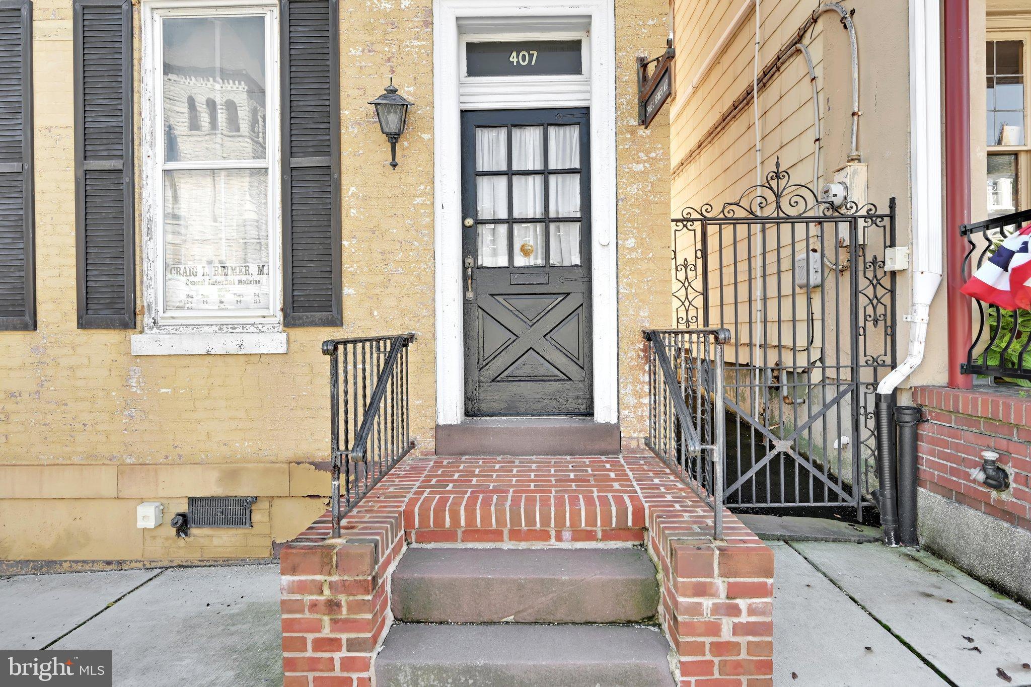 407 W MARKET STREET