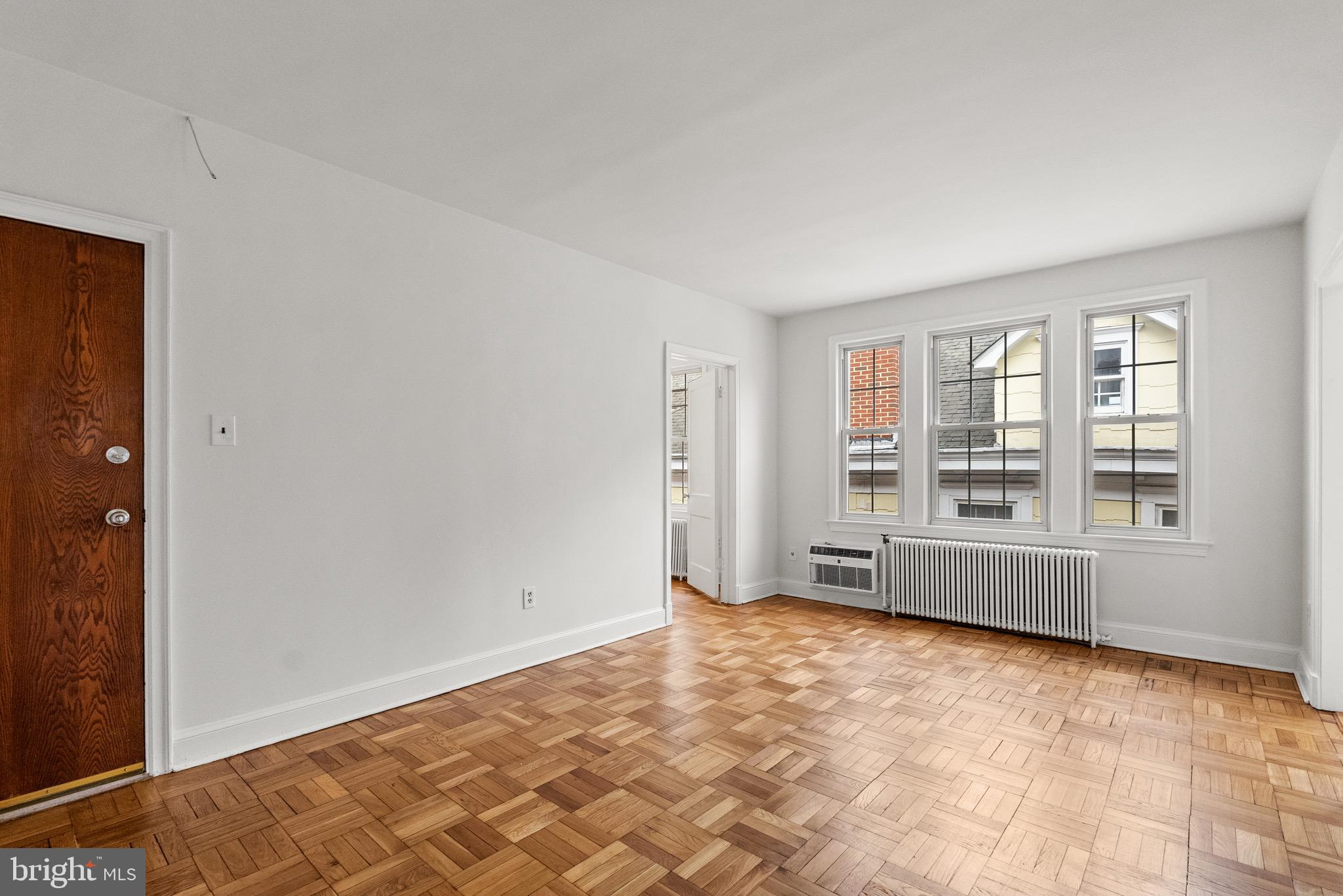 4491 MACARTHUR BOULEVARD NW 303