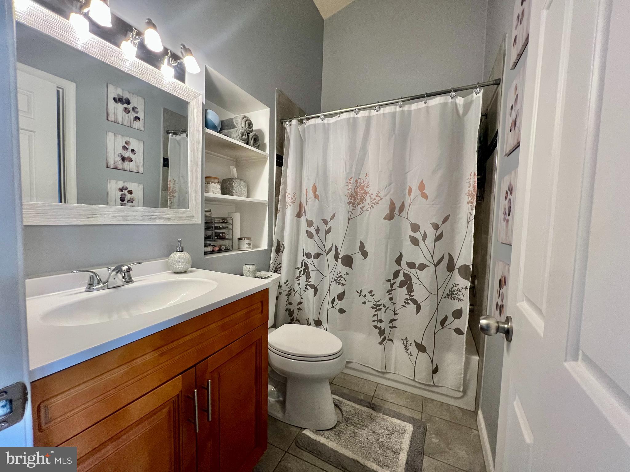 ACTON VILLAGE - Residential